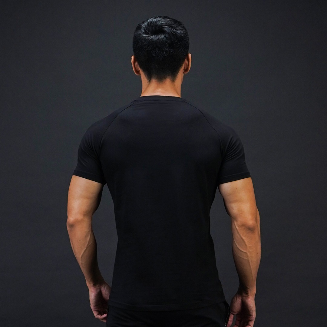 NEVERES Basic Form T-Shirt