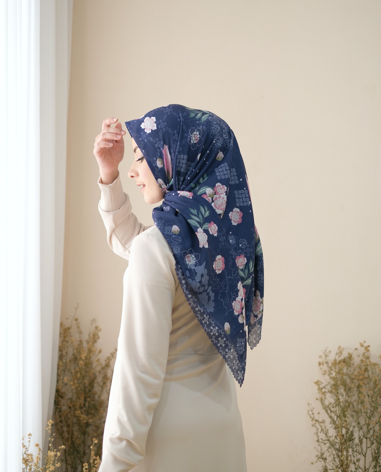 Square Hijab AURA in Navy Blue