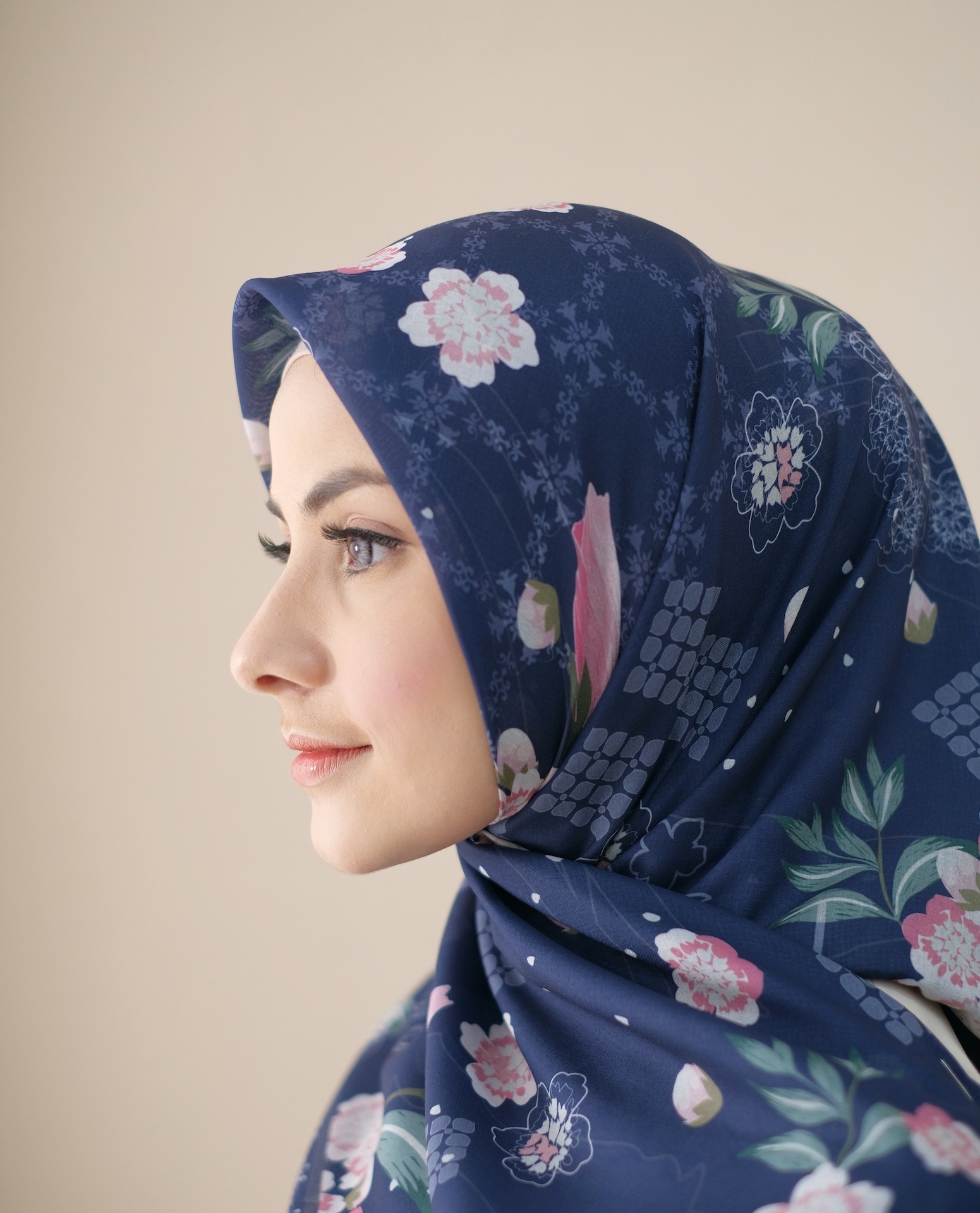Square Hijab AURA in Navy Blue