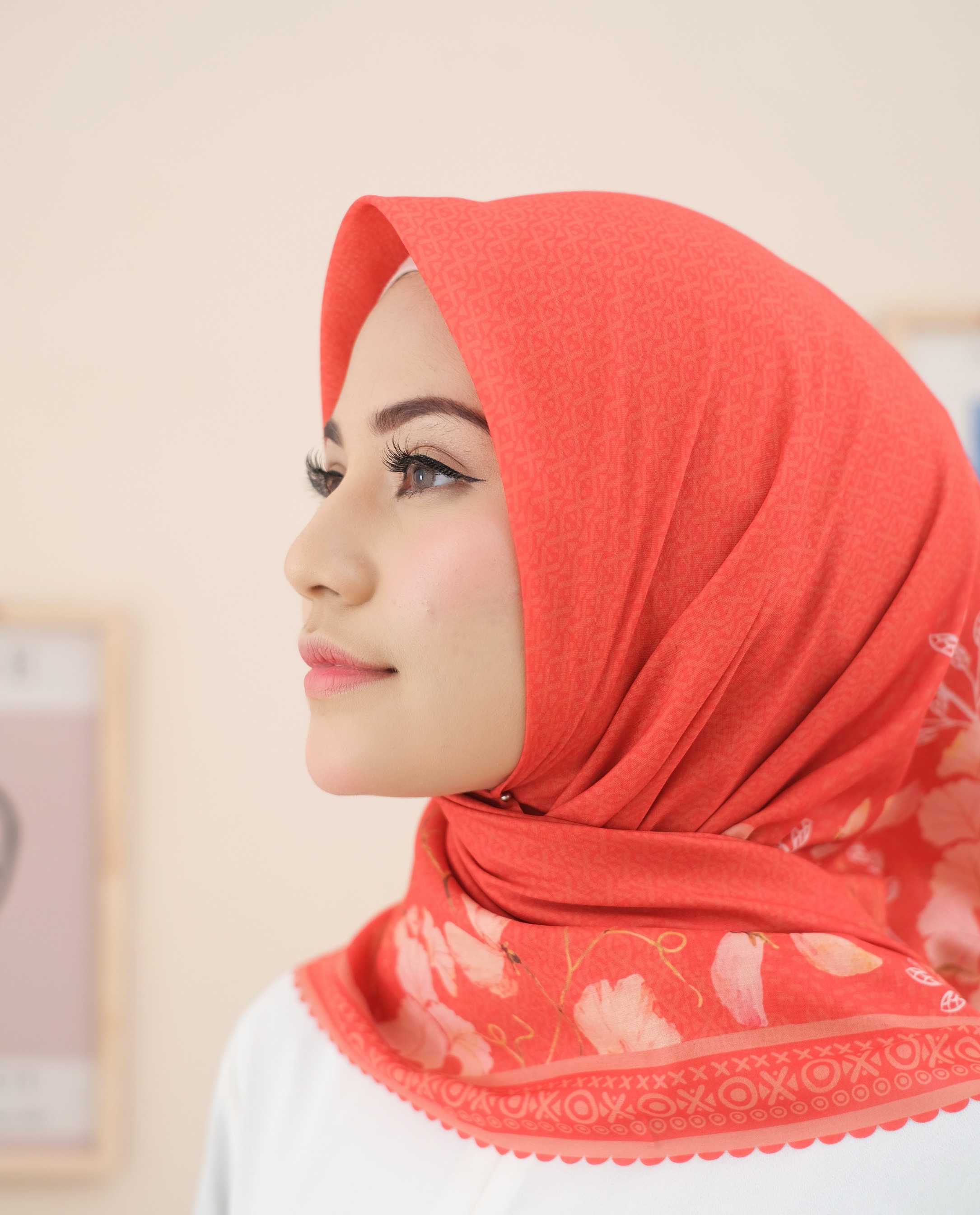 Square Hijab JAMILA in Orange Red
