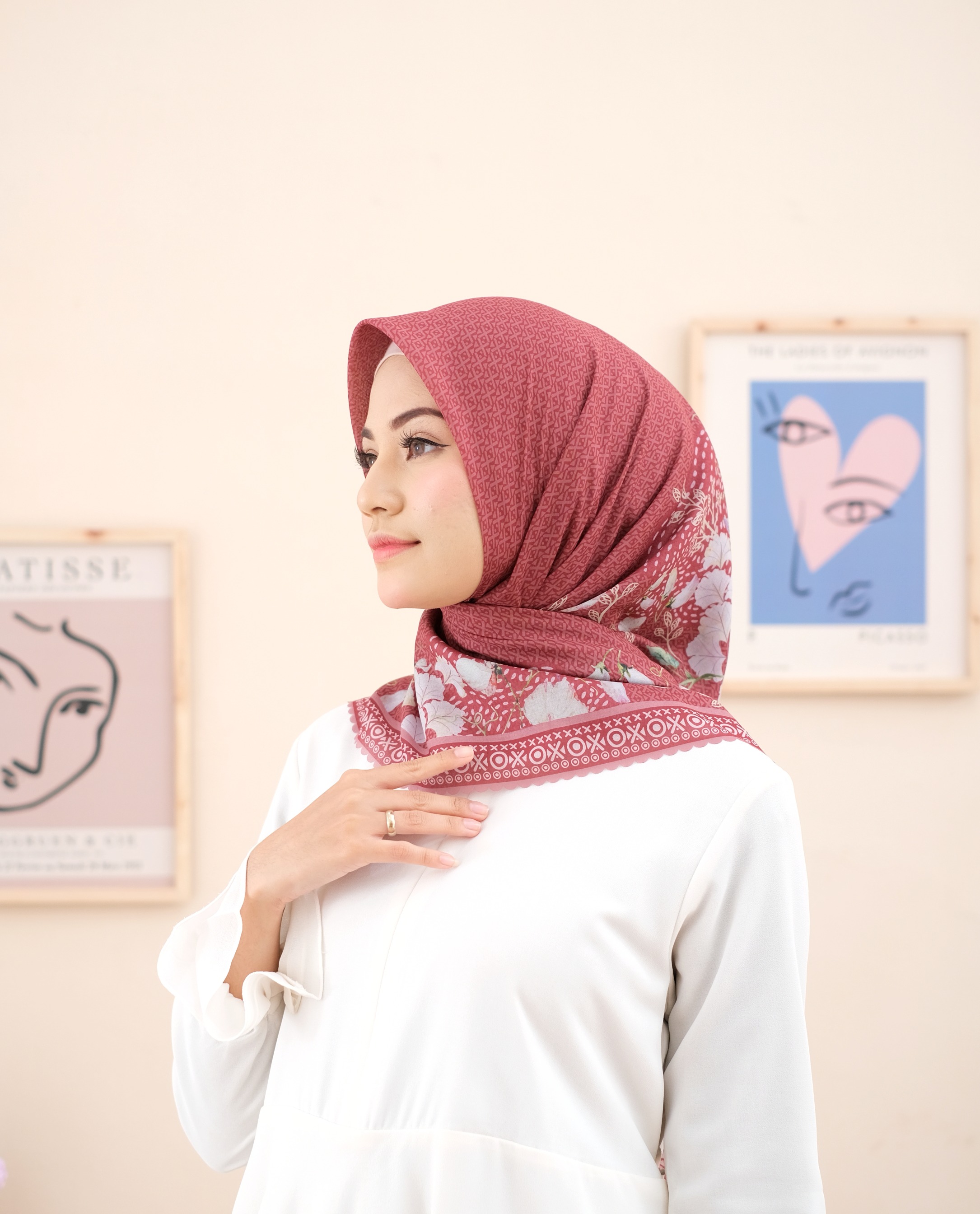 Square Hijab JAMILA in Bricks