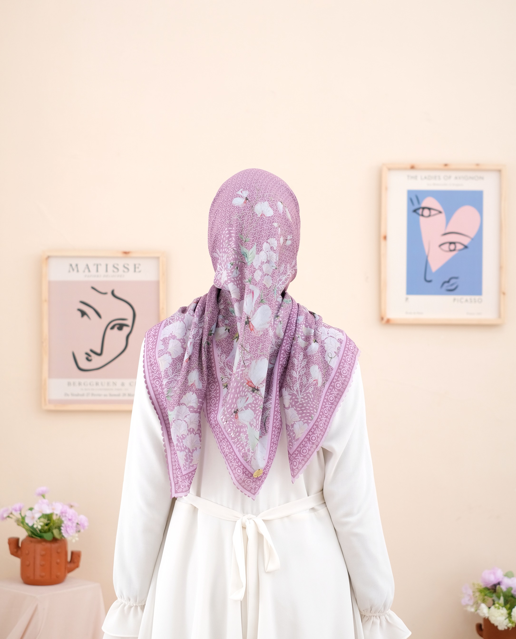Square Hijab JAMILA in Lilac