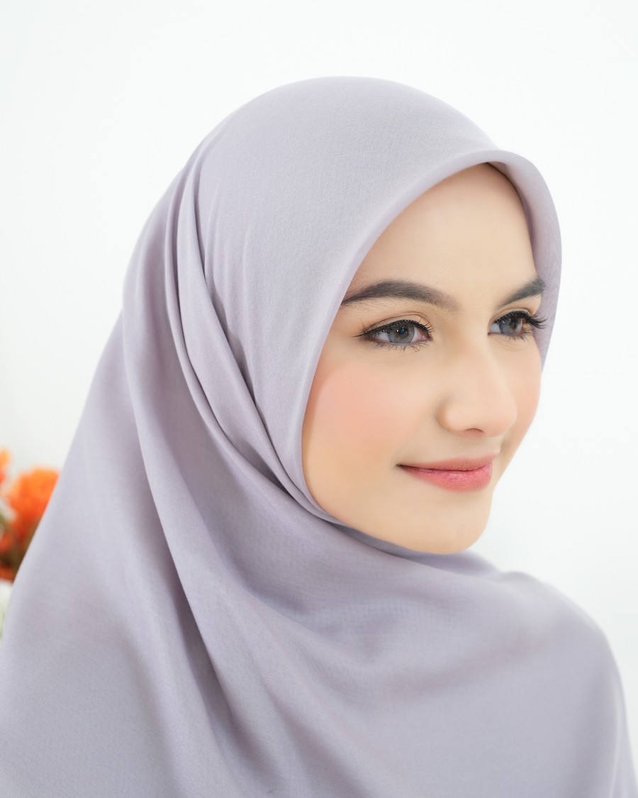 Plain Hijab VOAL PARIS PREMIUM in String