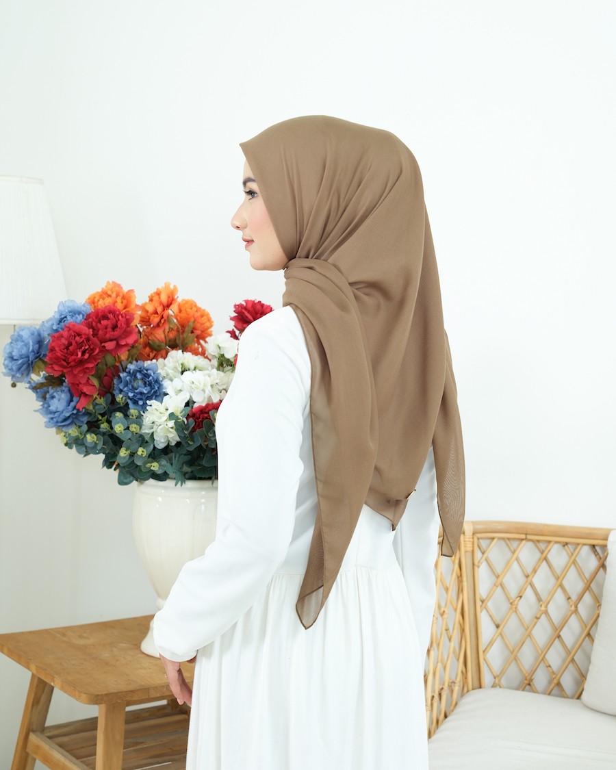 Plain Hijab VOAL PARIS PREMIUM in Wood Bine