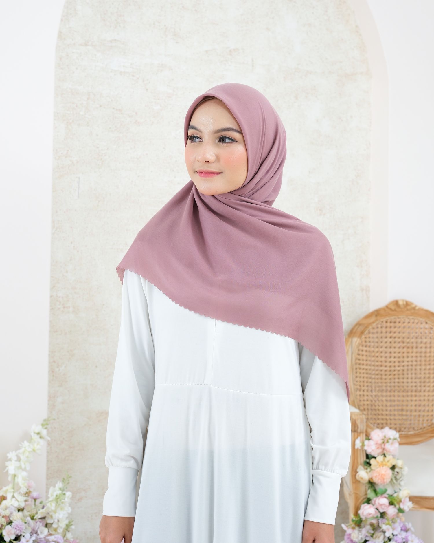 Plain Hijab VOAL ULTIMATE TWILIGHT in Sweet Pink