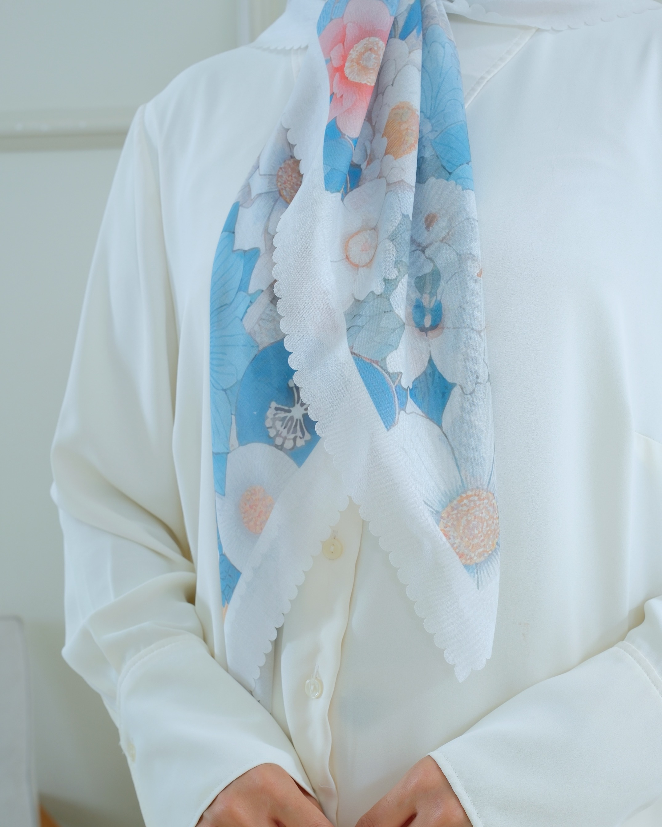 Square Hijab AZALEA 110x110 in Cream