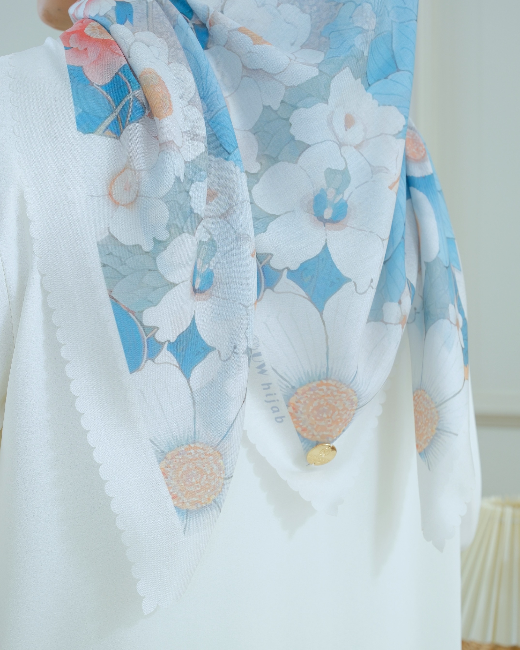 Square Hijab AZALEA 110x110 in Cream