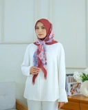 Square Hijab AZALEA 110x110 in Currant