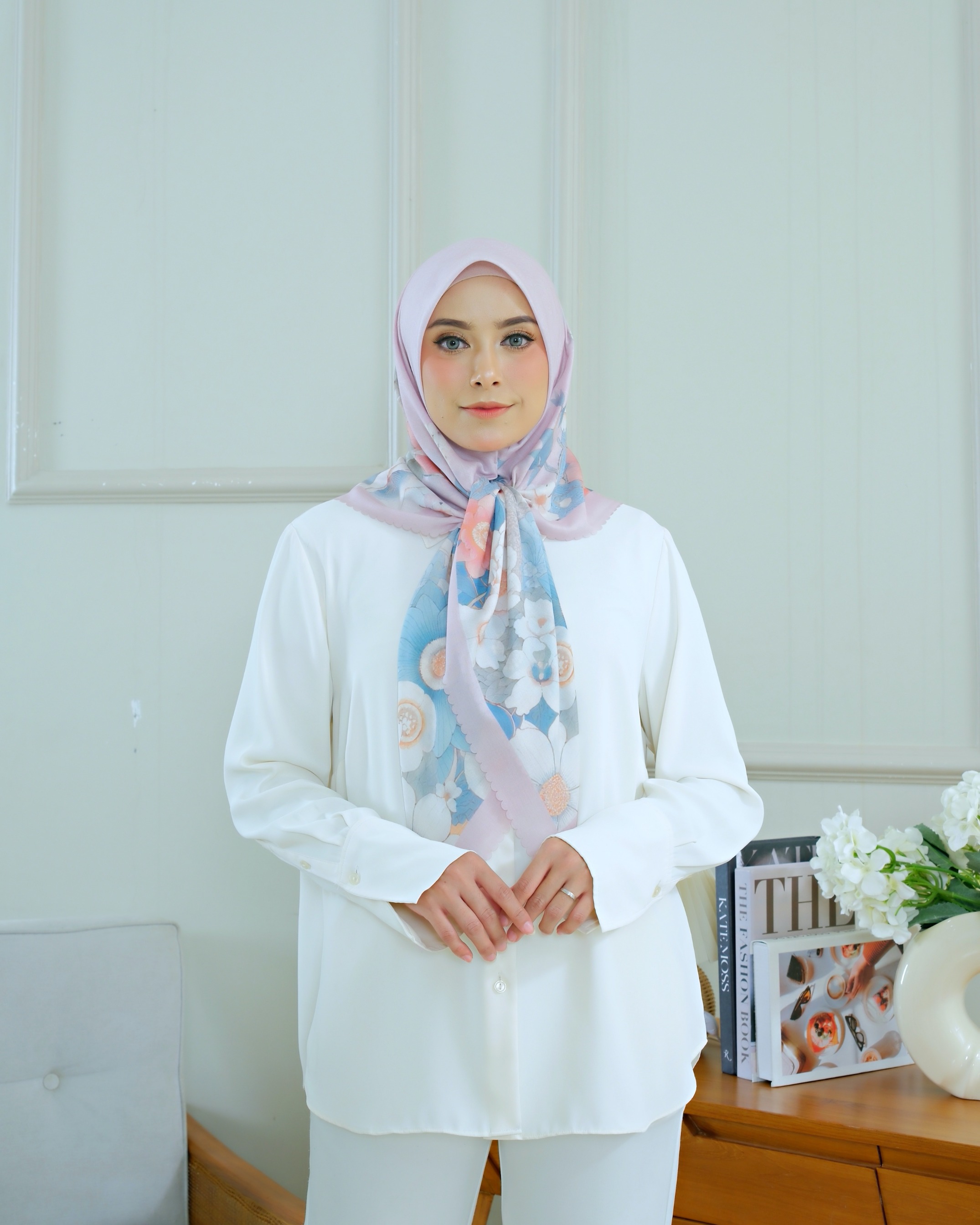 Square Hijab AZALEA 110x110 in Dusty Pink