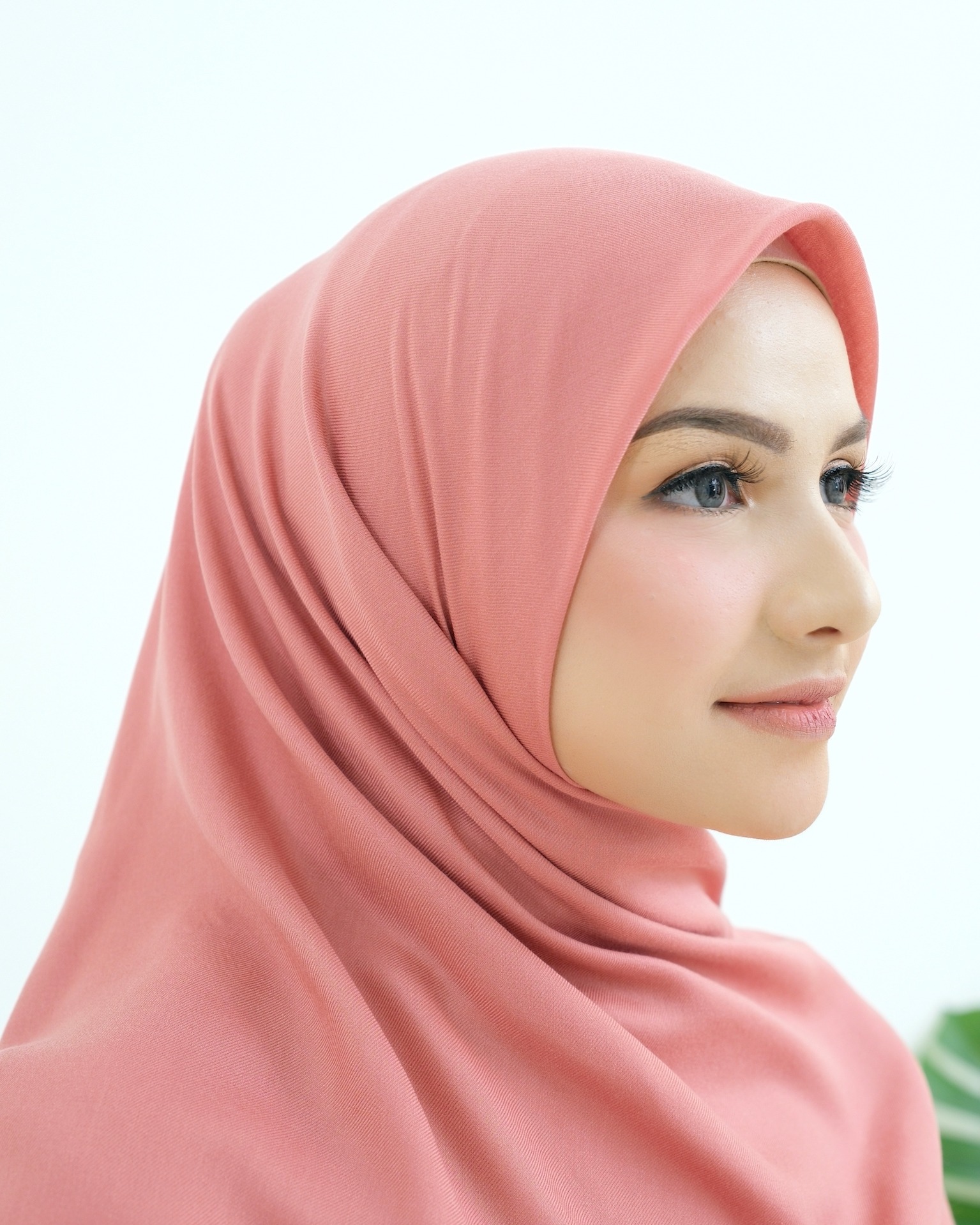 Plain Hijab VOAL ULTIMATE TWILIGHT in Baby Peach
