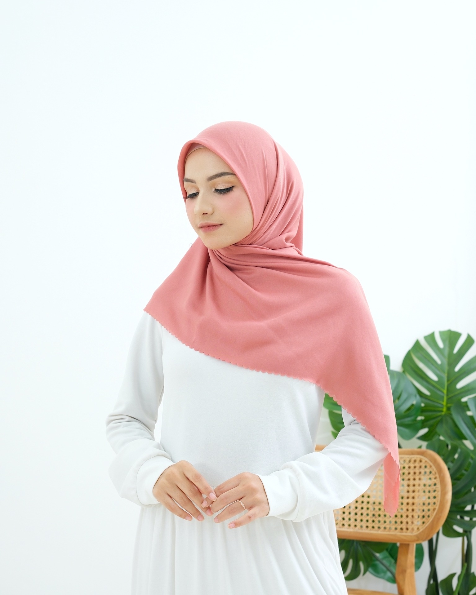 Plain Hijab VOAL ULTIMATE TWILIGHT in Baby Peach