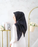 Square Hijab SAFI in Black