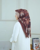 Square Hijab THE ZEN 110x110 in Chairo