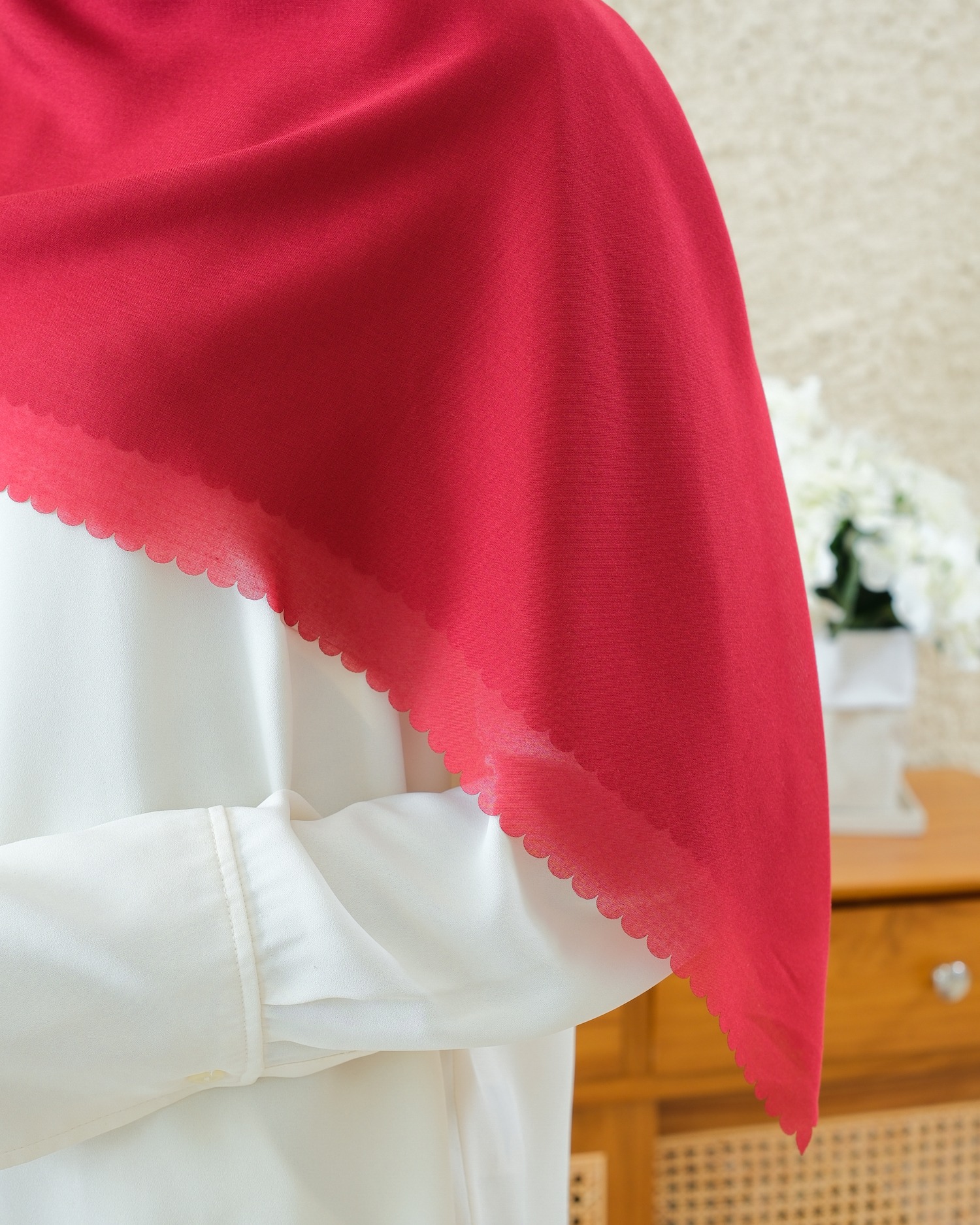 Plain Hijab VOAL ULTRAFINE in Cherry
