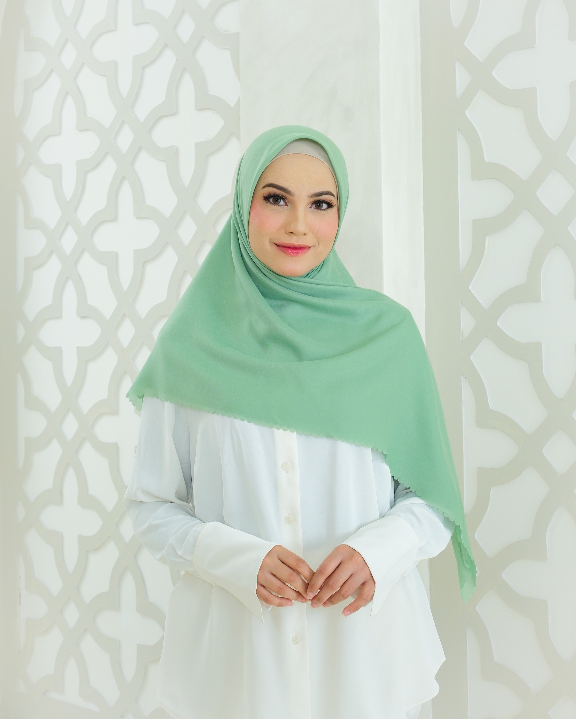 Plain Hijab VOAL ULTRAFINE in Greentea Bold