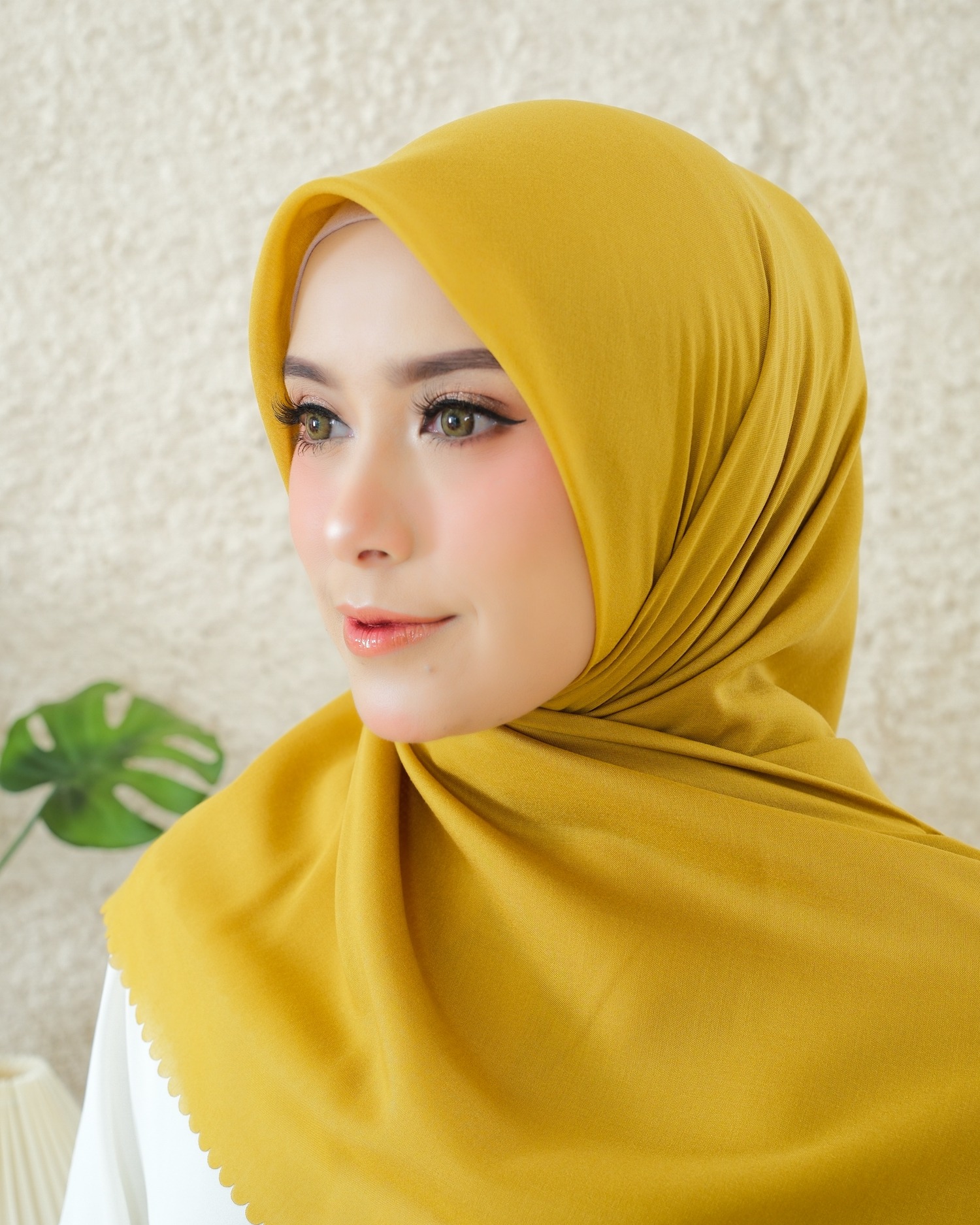 Plain Hijab VOAL ULTRAFINE in Lemon