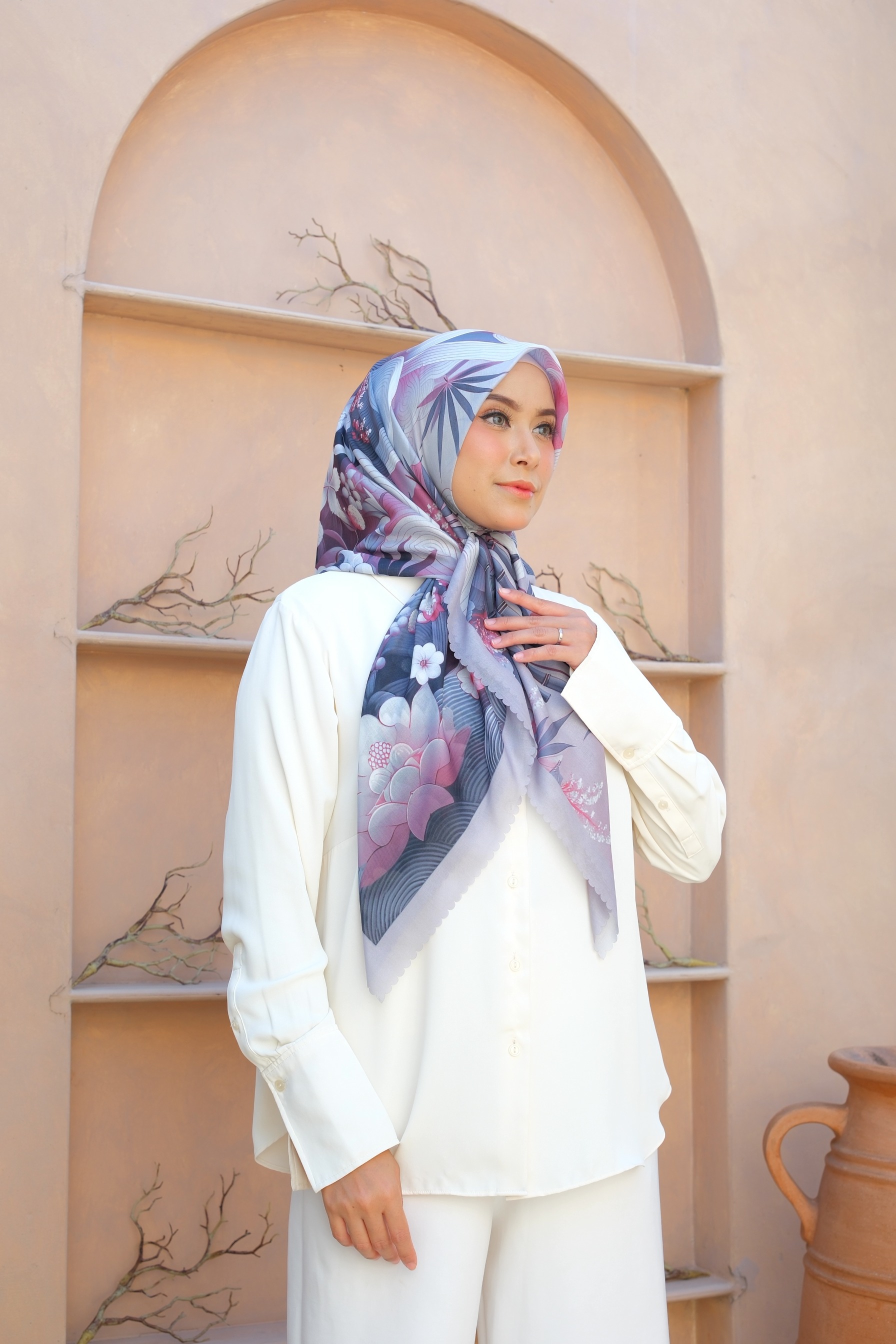 Square Hijab NIWA 110x110 in Lilac