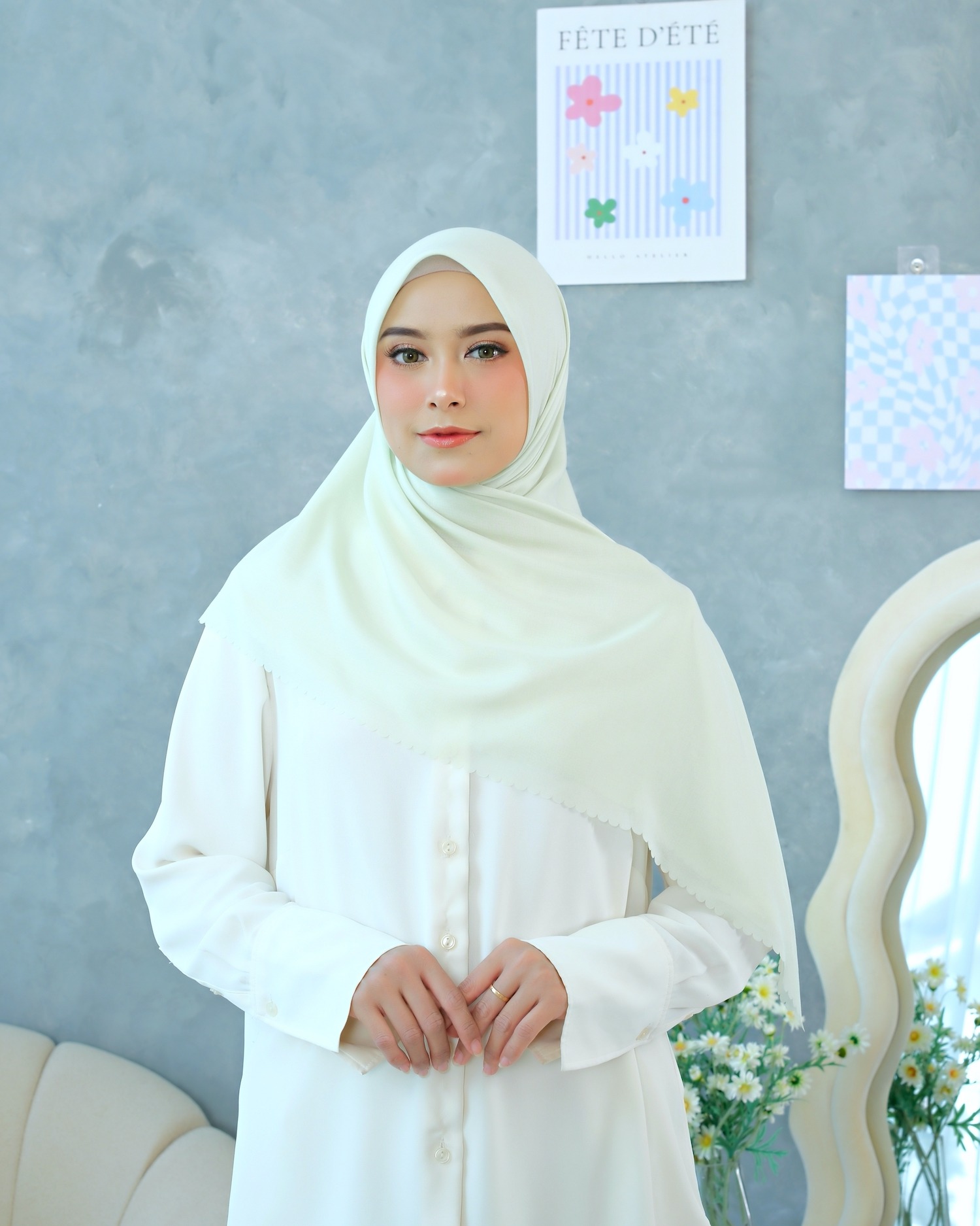 Plain Hijab VOAL ULTRAFINE in Lime Green