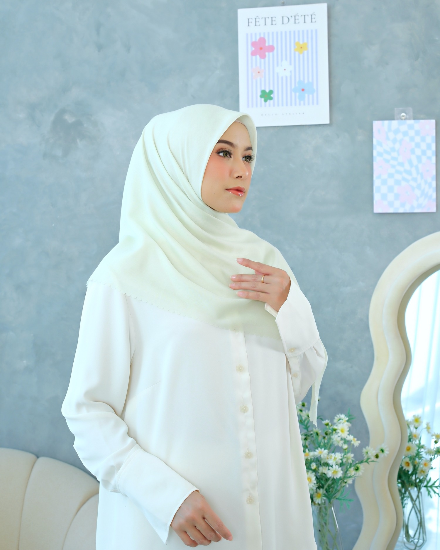 Plain Hijab VOAL ULTRAFINE in Lime Green