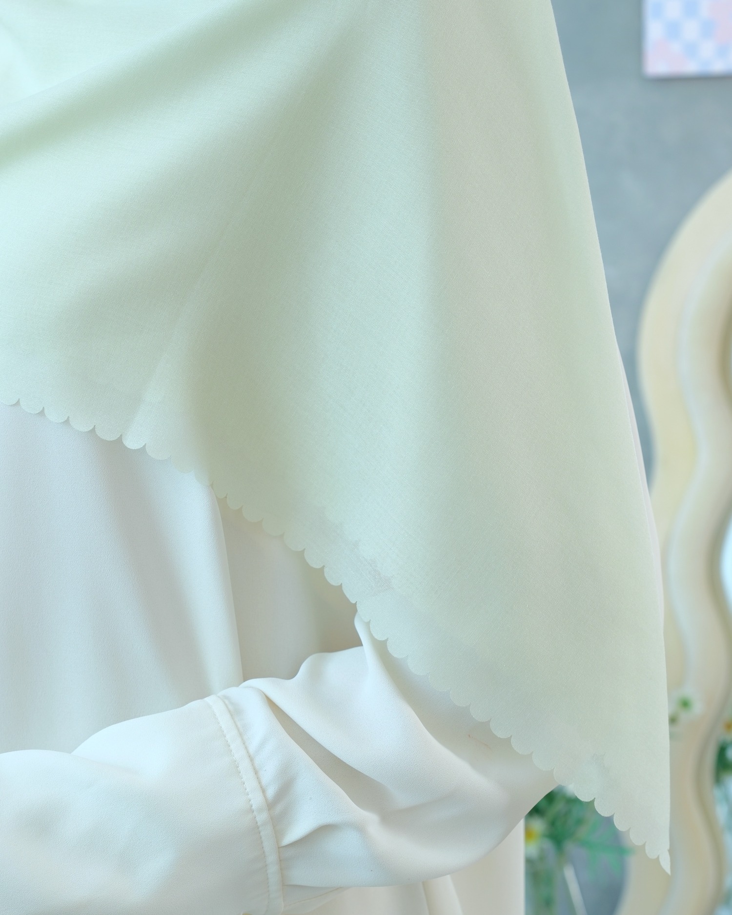 Plain Hijab VOAL ULTRAFINE in Lime Green