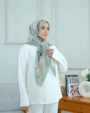 Square Hijab THE ZEN 110x110 in Midori