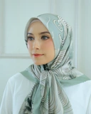 Square Hijab THE ZEN 110x110 in Midori