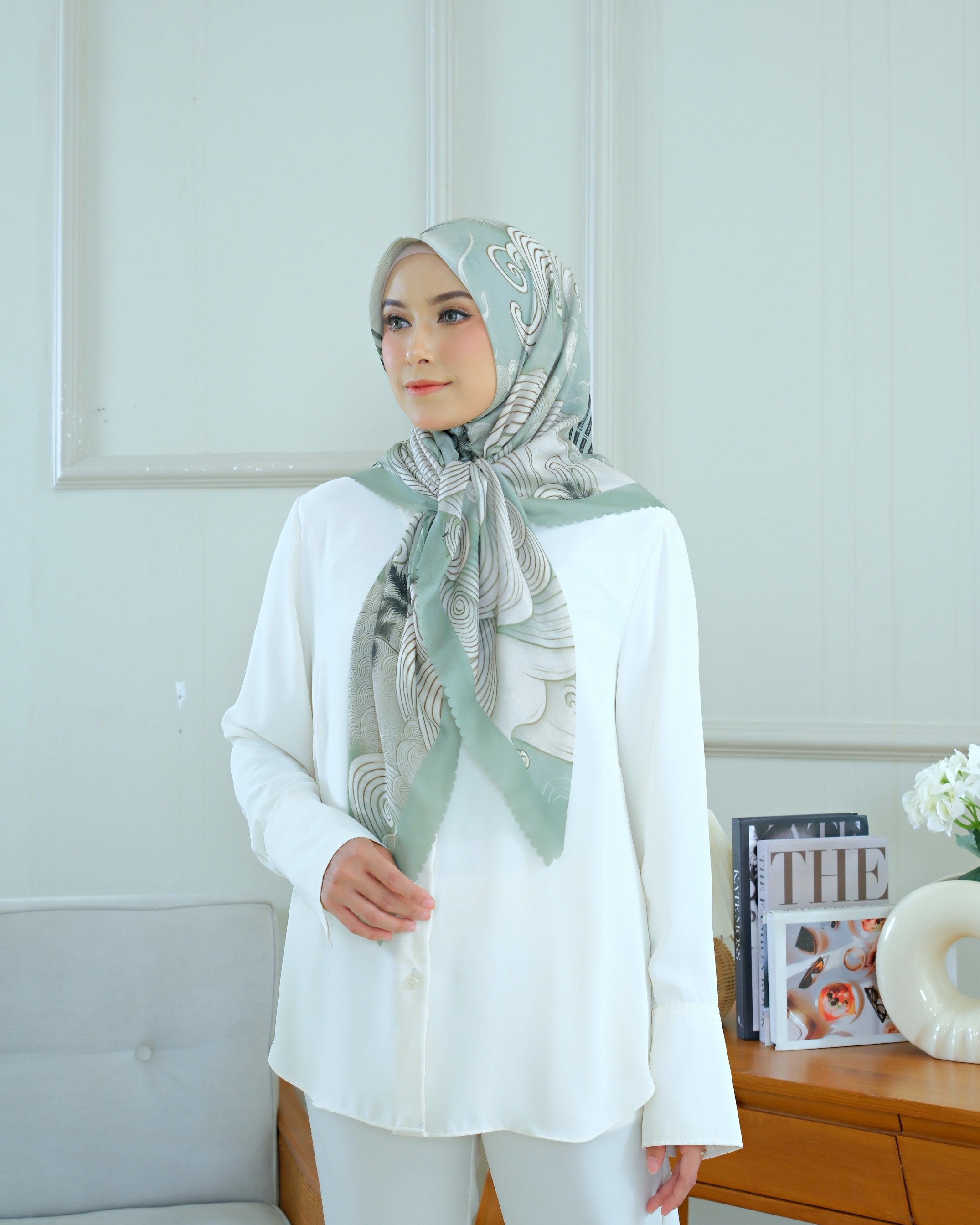 Square Hijab THE ZEN 110x110 in Midori