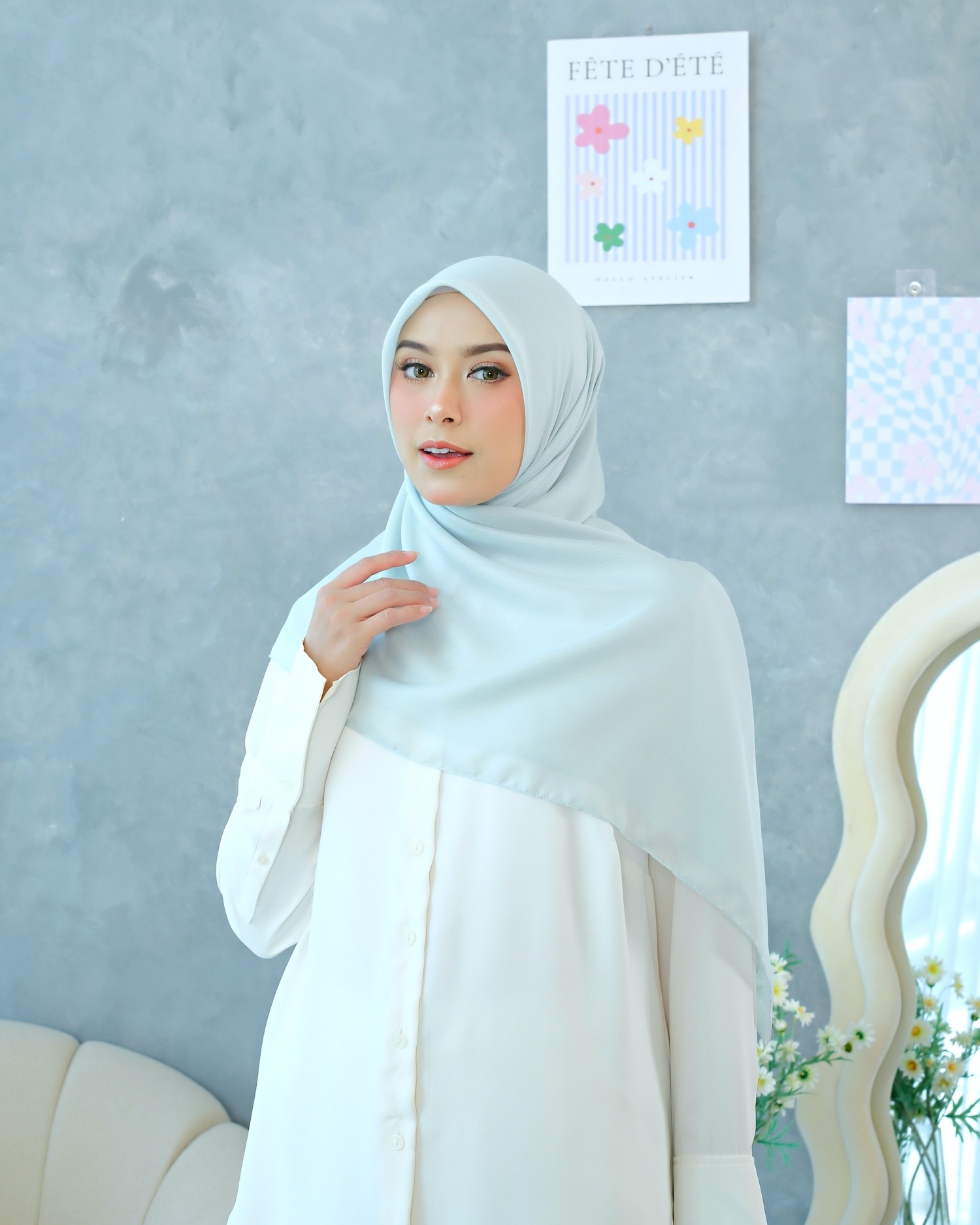 Plain Hijab VOAL PARIS PREMIUM in Milky Green