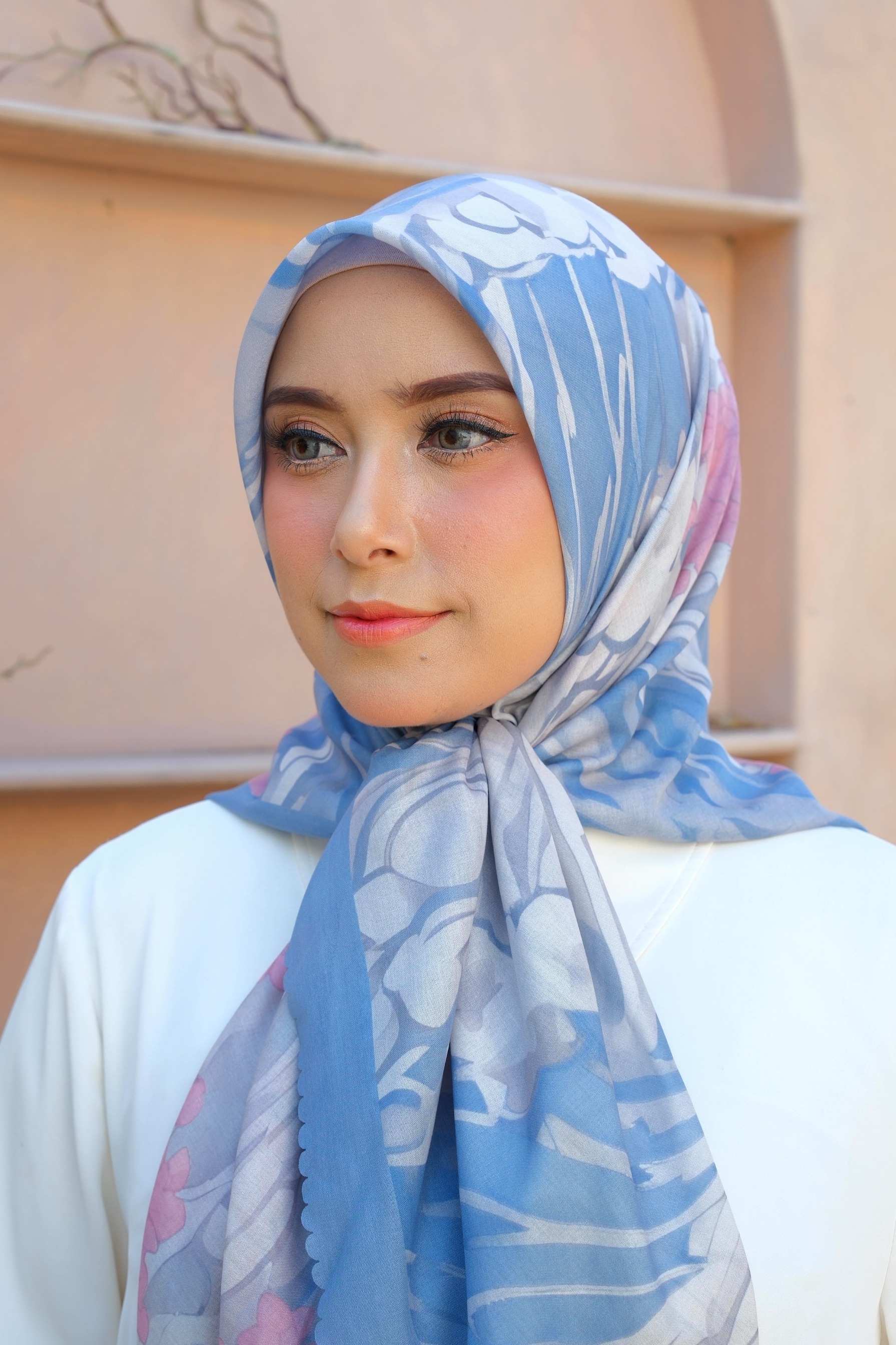 Square Hijab OCEAN 110x110 in Narwhal