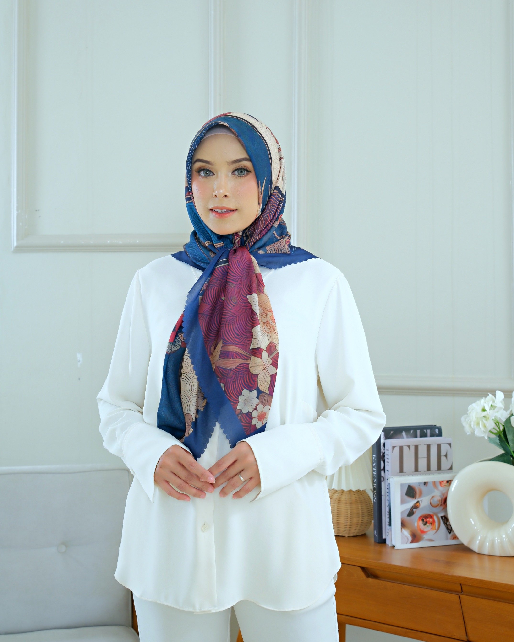 Square Hijab THE ZEN 110x110 in Ni Ao
