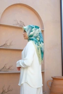 Square Hijab NIWA 110x110 in Ocha