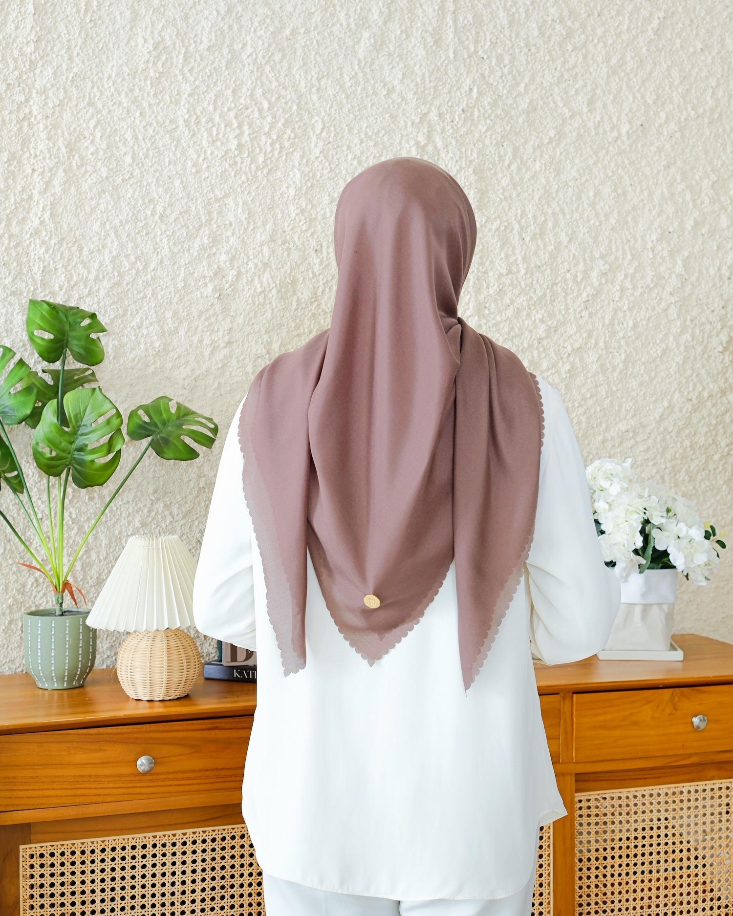 Plain Hijab VOAL ULTRAFINE in Plaza Taupe
