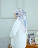 Square Hijab THE ZEN 110x110 in Sakura