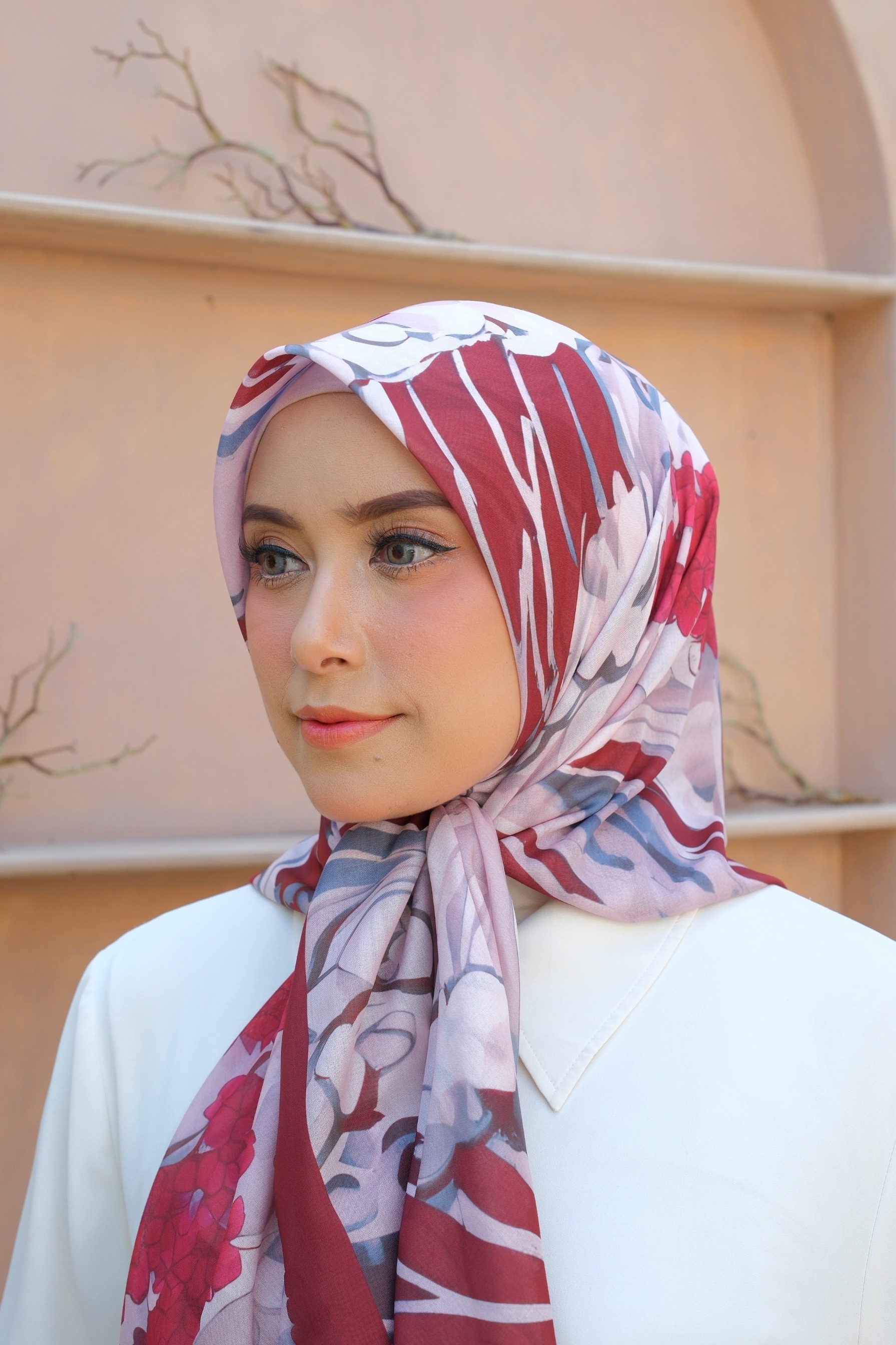 Square Hijab OCEAN 110x110 in Squid