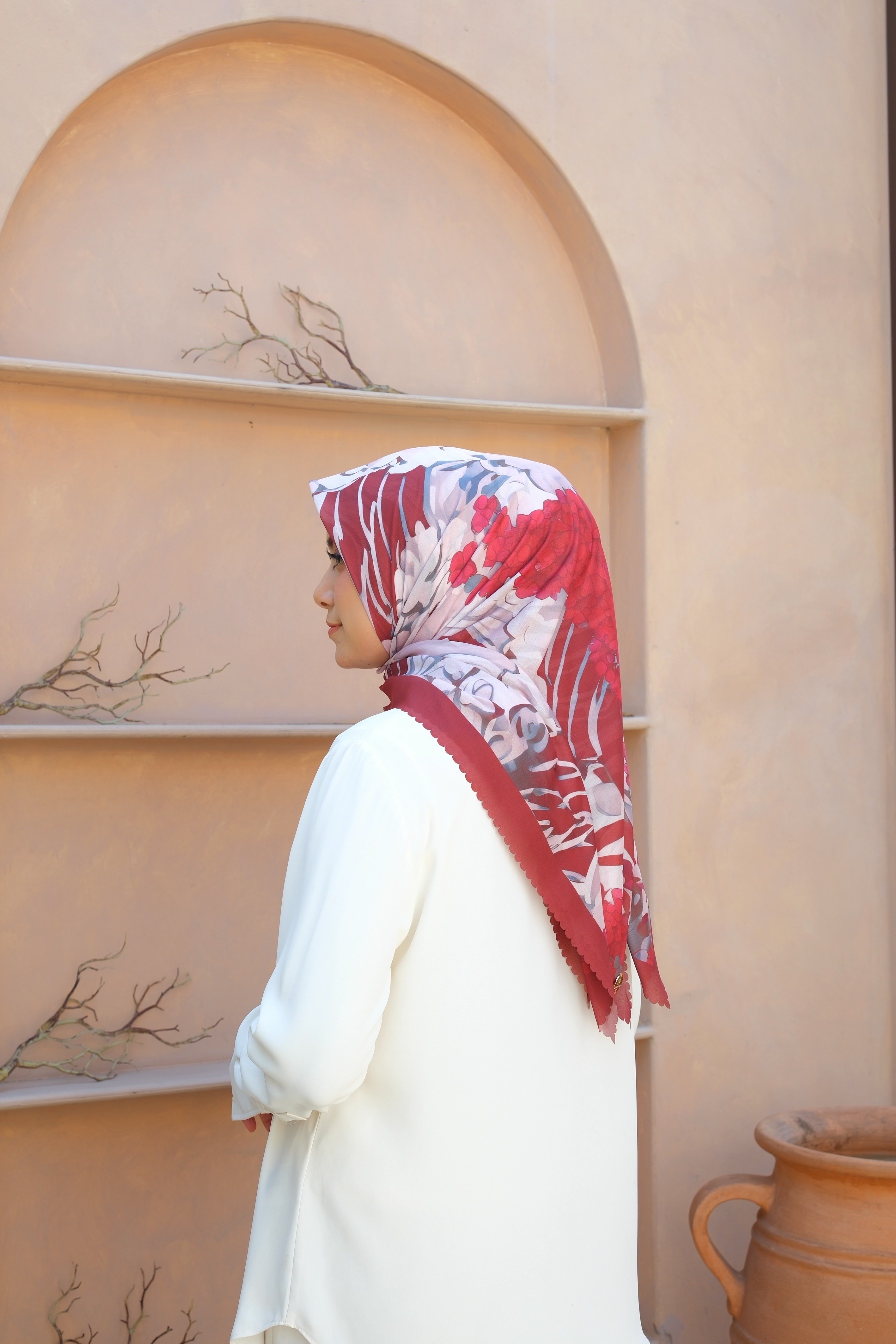 Square Hijab OCEAN 110x110 in Squid