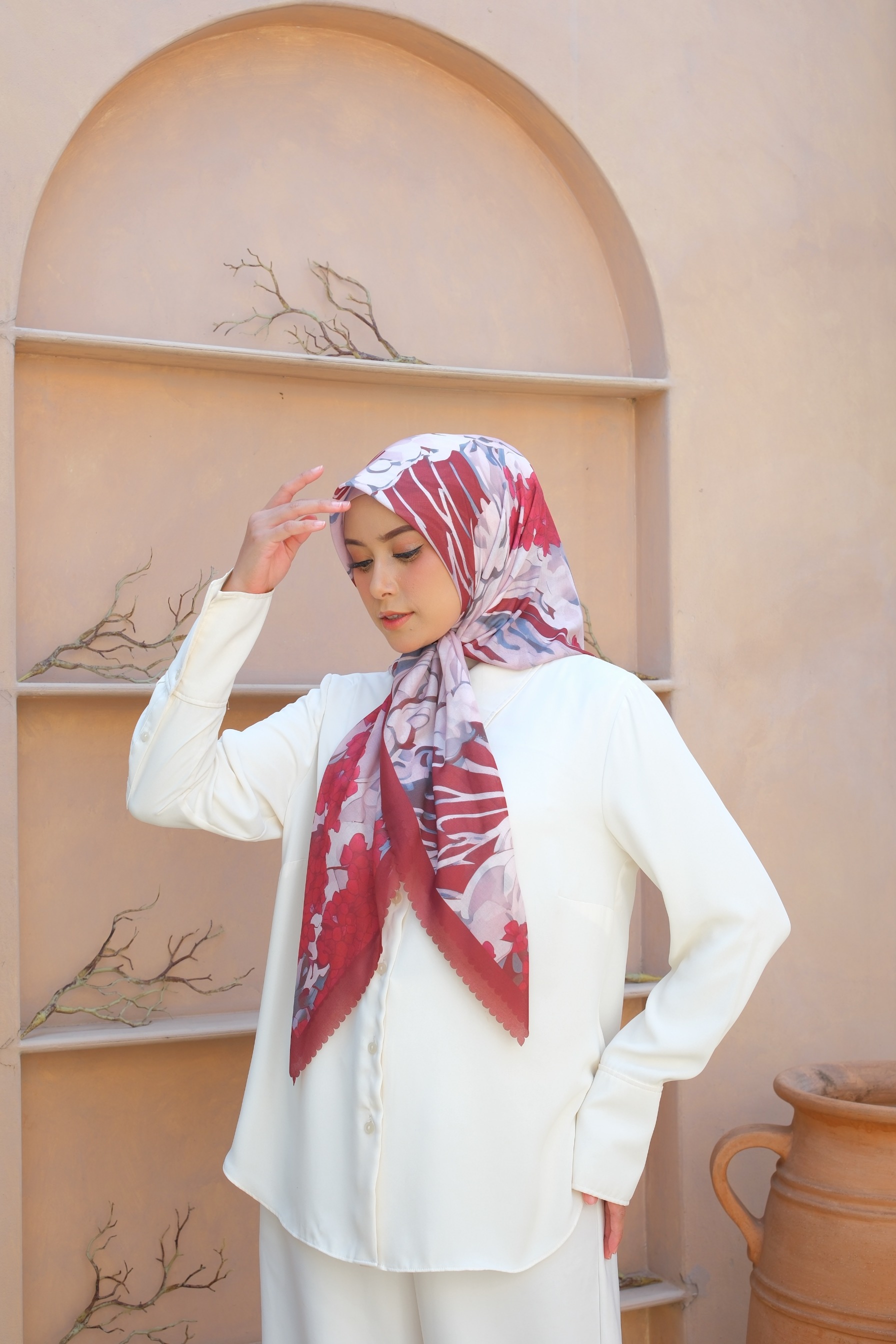 Square Hijab OCEAN 110x110 in Squid