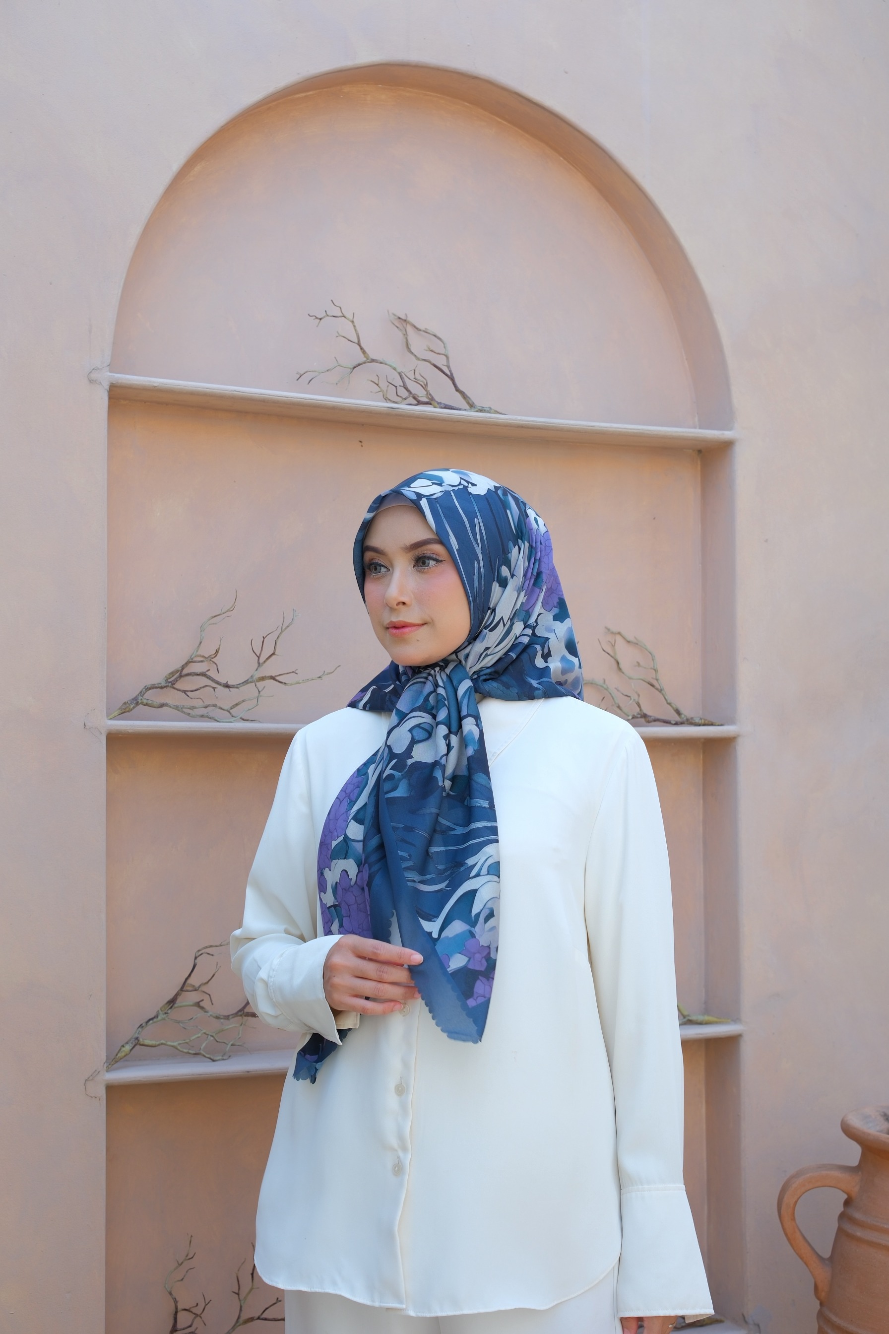 Square Hijab OCEAN 110x110 in Submarine