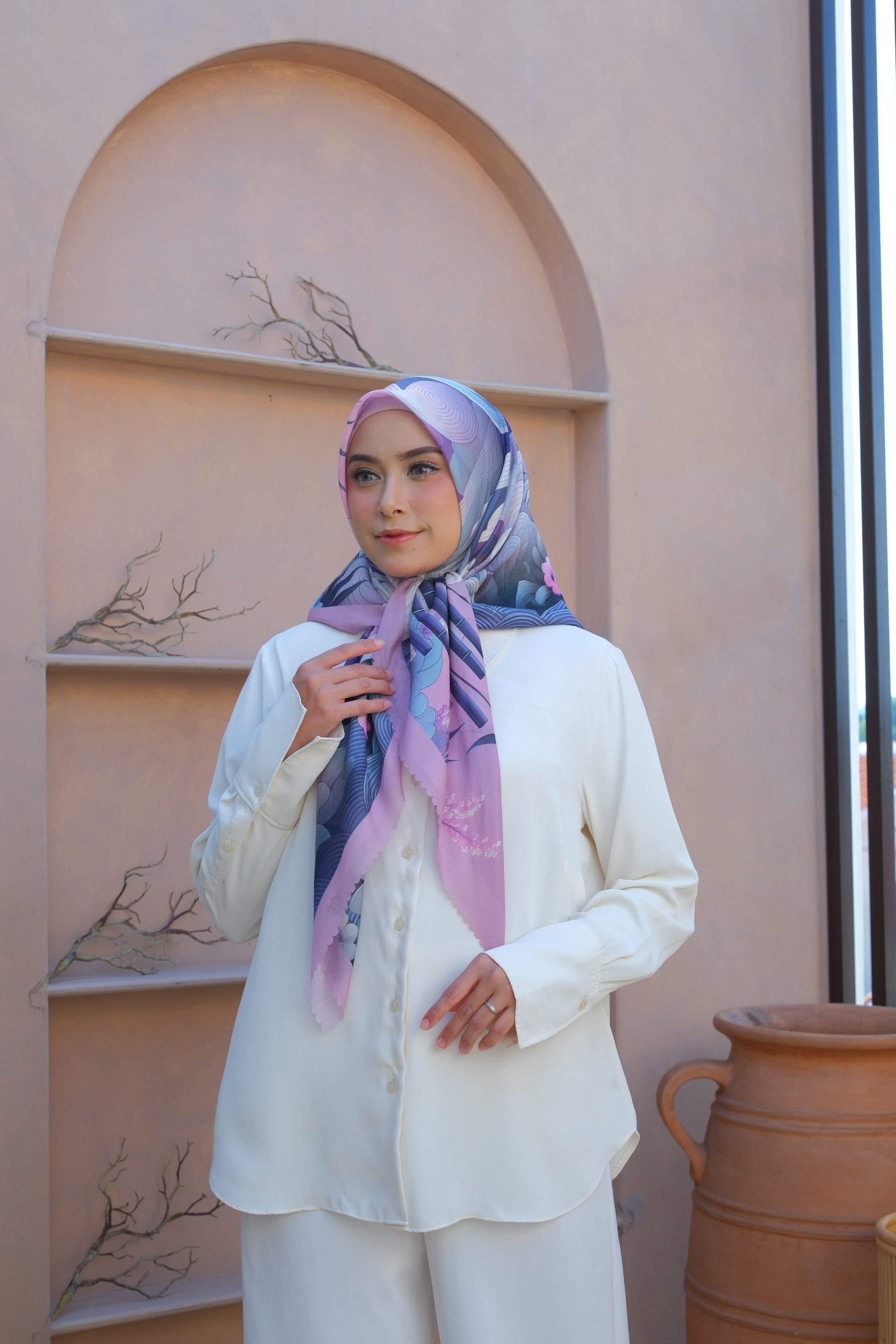 Square Hijab NIWA 110x110 in Sumire
