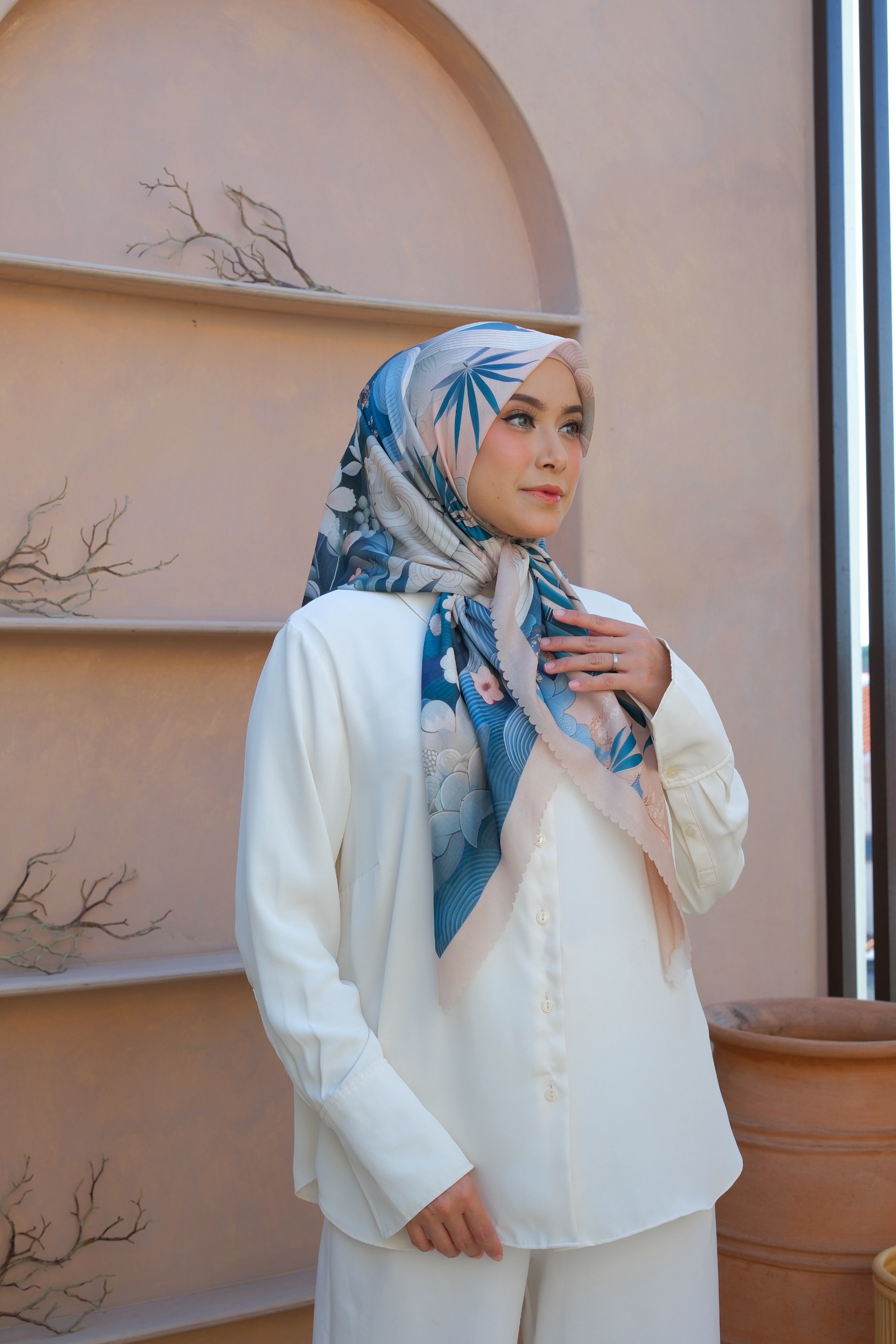 Square Hijab NIWA 110x110 in Toffee