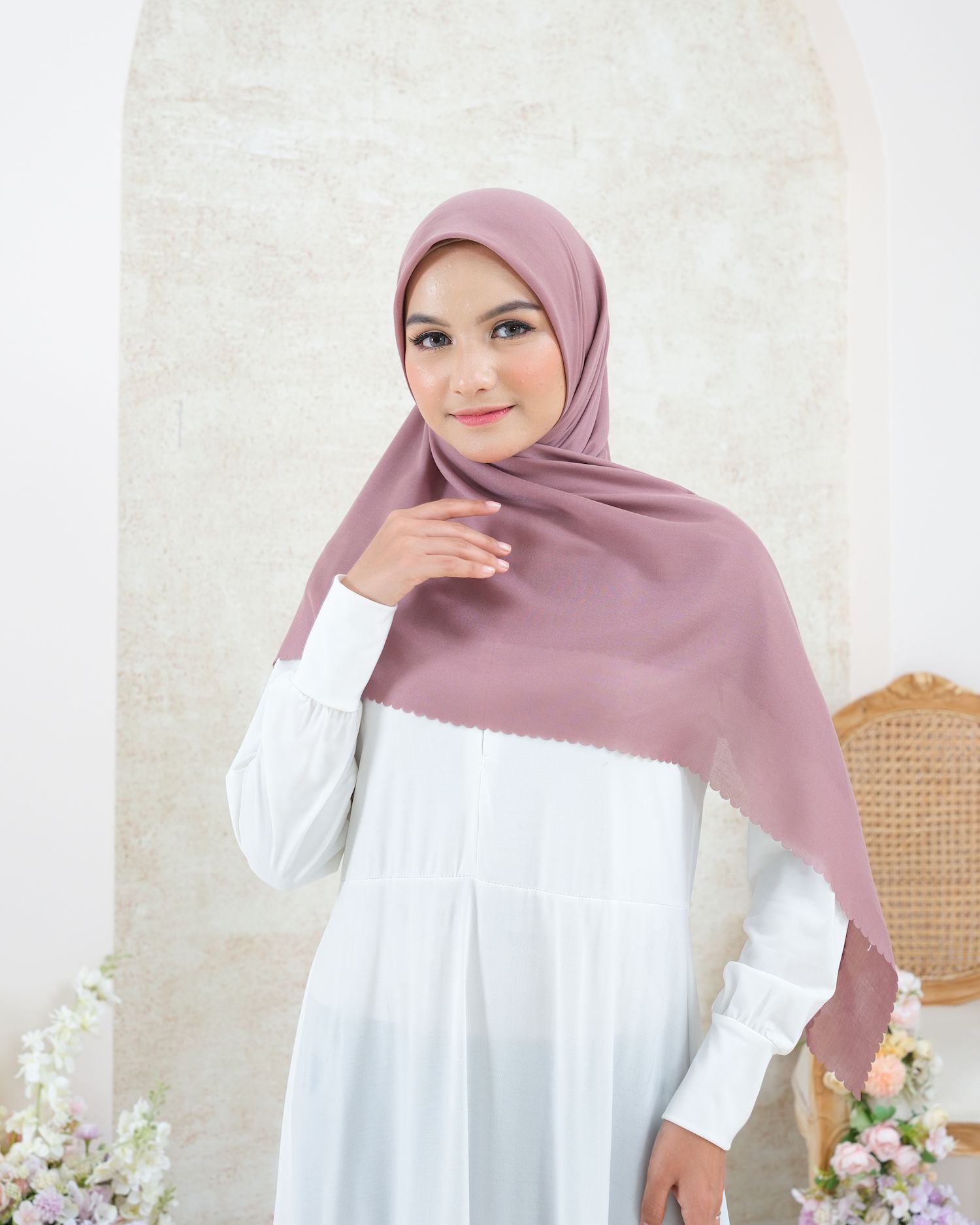 Plain Hijab VOAL ULTIMATE TWILIGHT in Sweet Pink