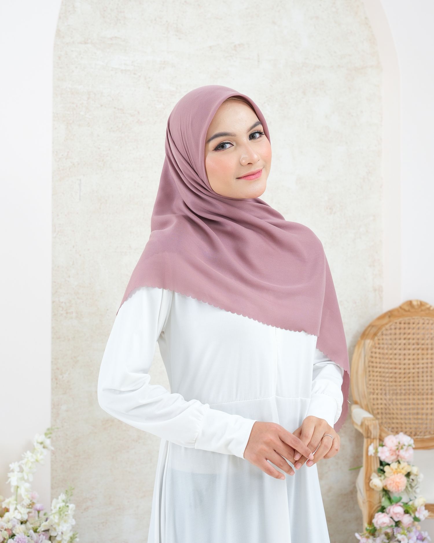 Plain Hijab VOAL ULTIMATE TWILIGHT in Sweet Pink