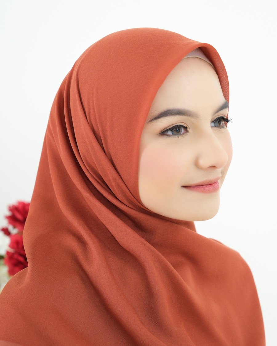 Plain Hijab VOAL PARIS PREMIUM in Rust