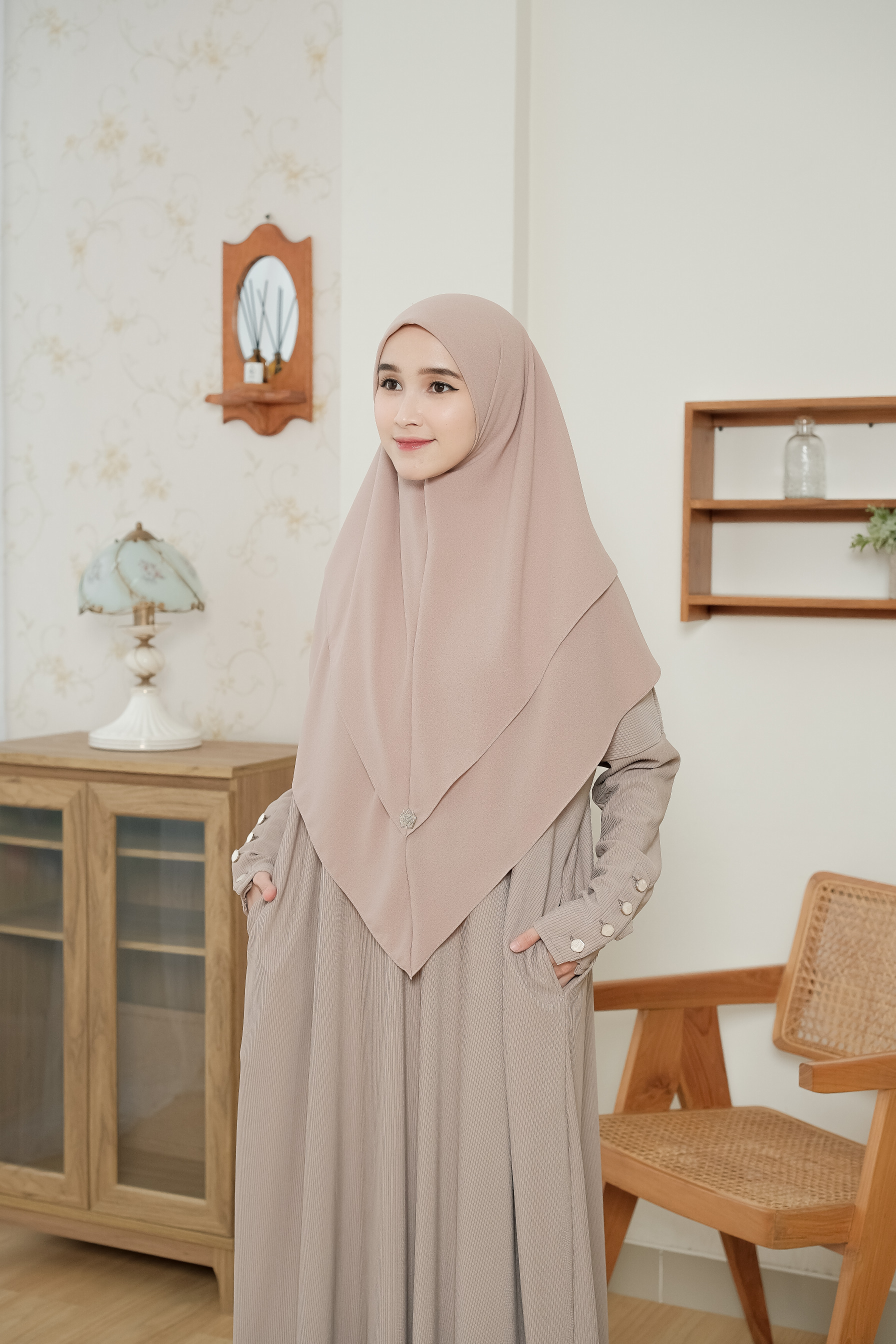 Kayla Khimar STANDAR