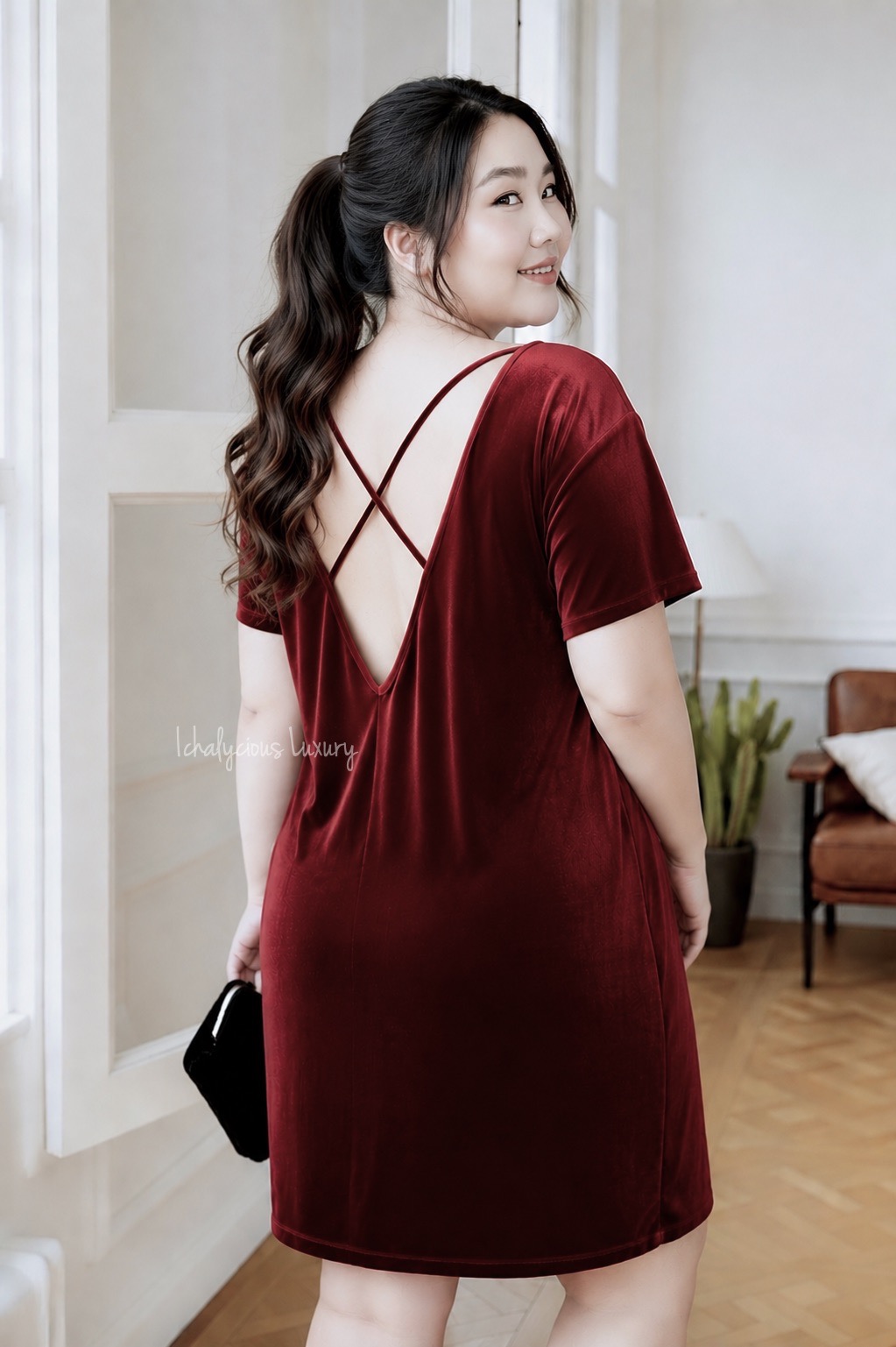 VELVET BACKLESS MINI DRESS
