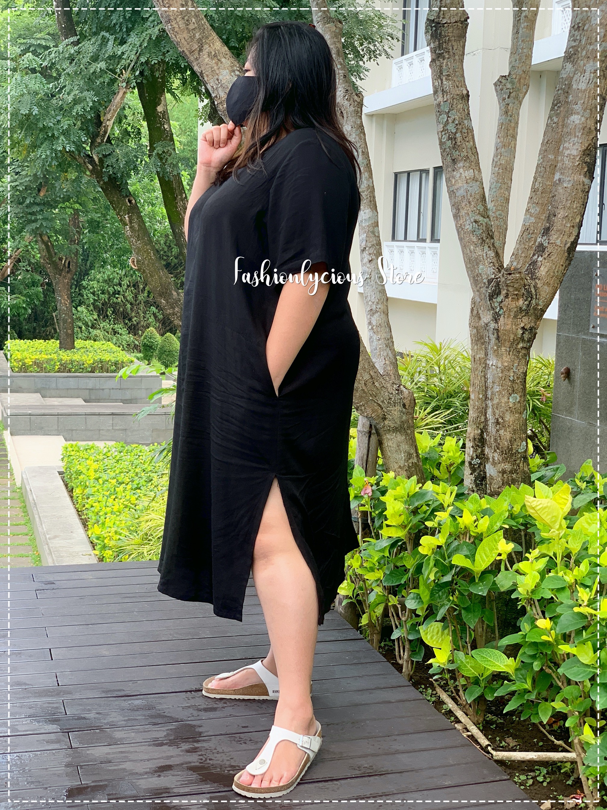 SPLIT DRESS
