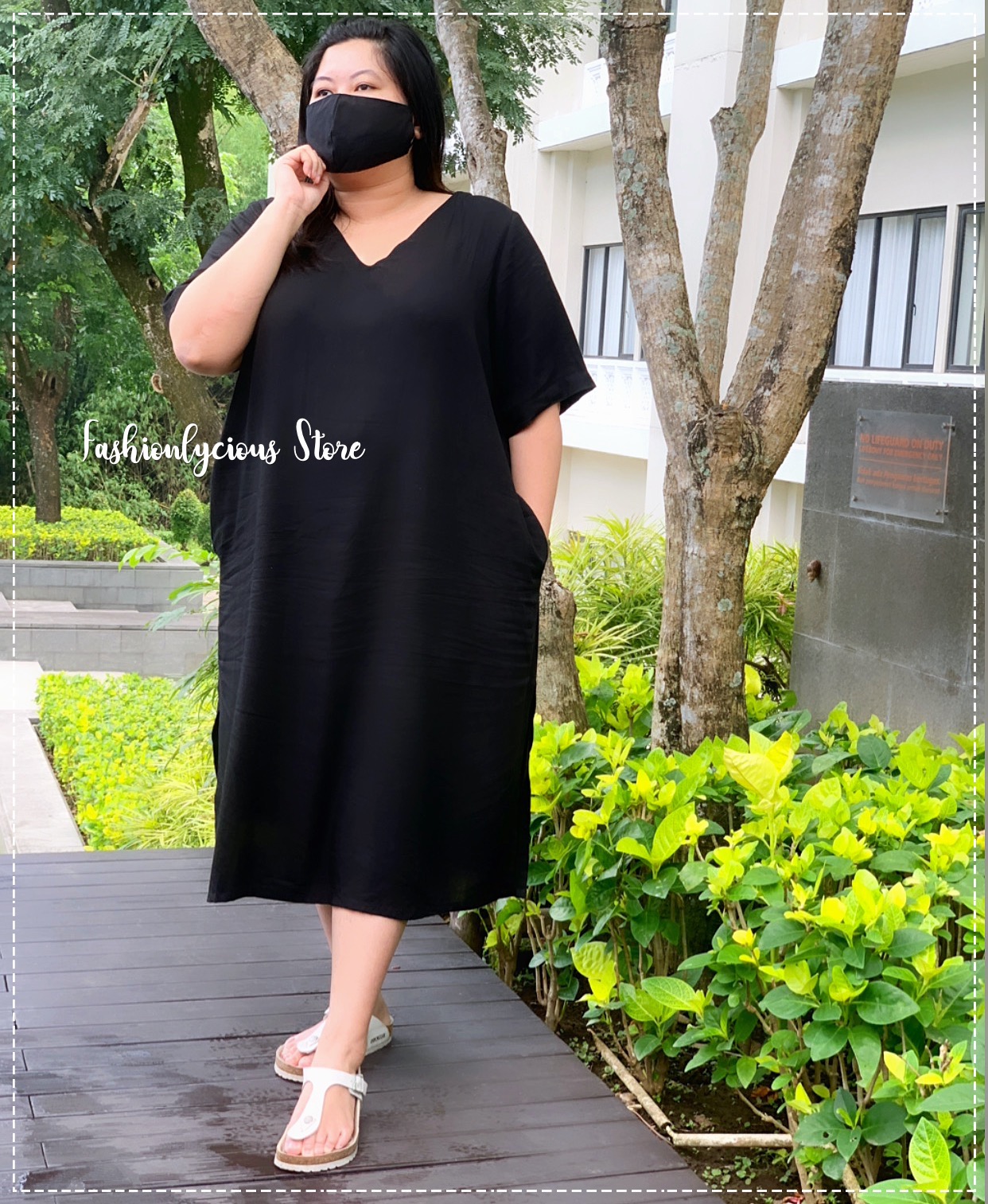 SPLIT DRESS