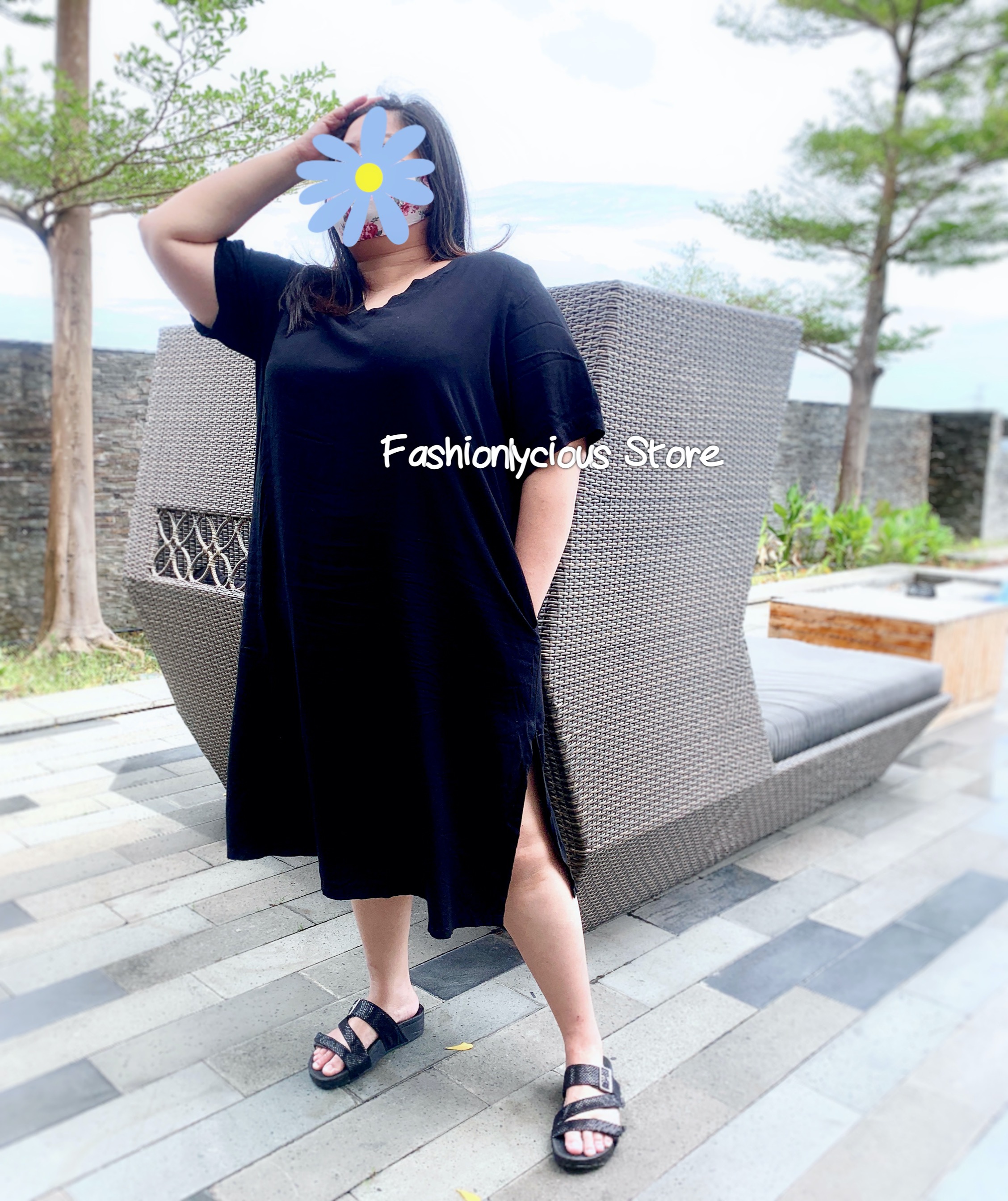 SPLIT DRESS