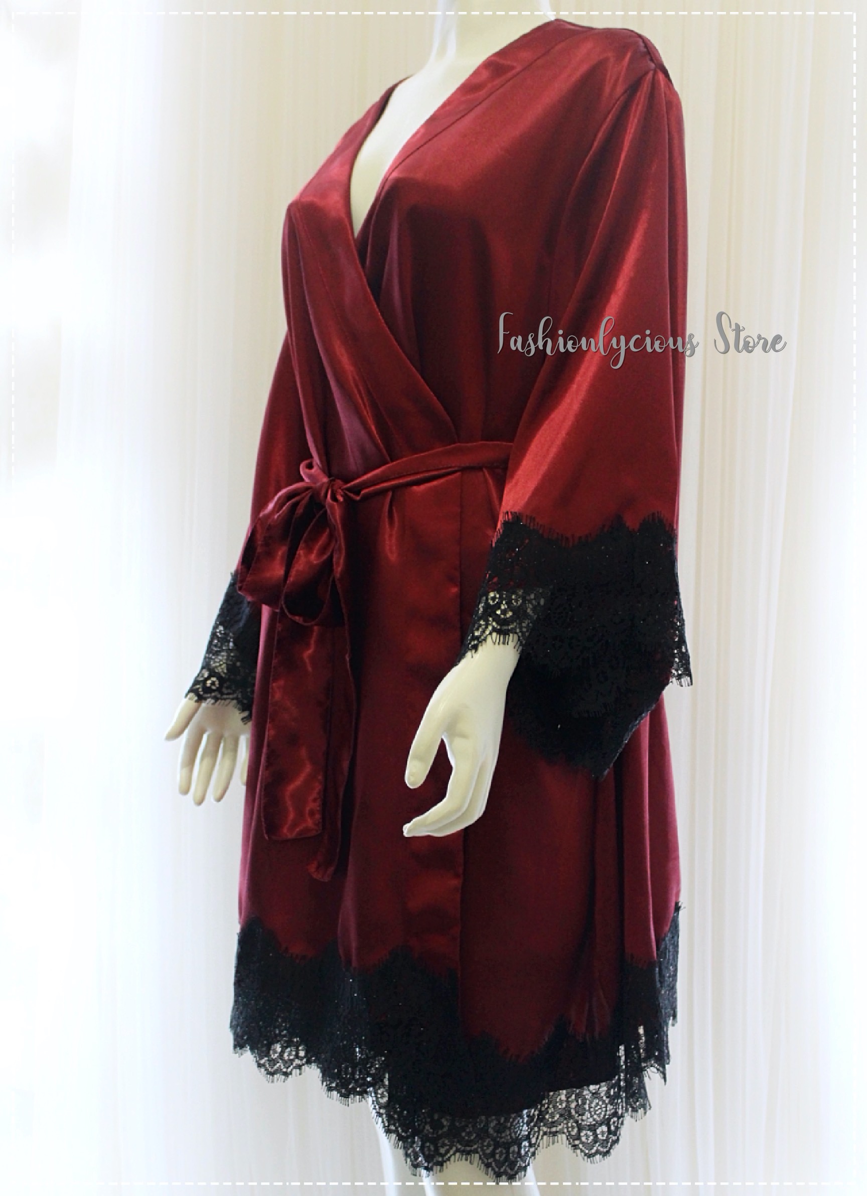 Lace Kimonoo Satin