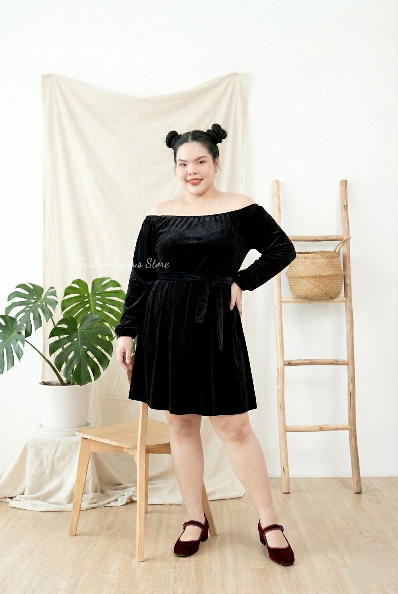SABRINA VELVET DRESS