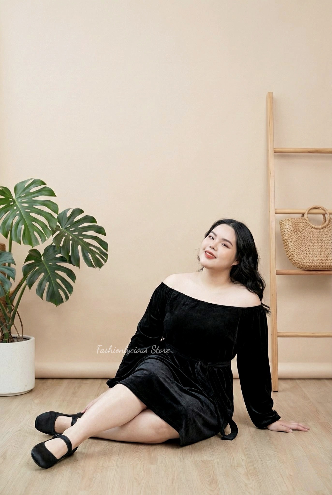 SABRINA VELVET DRESS